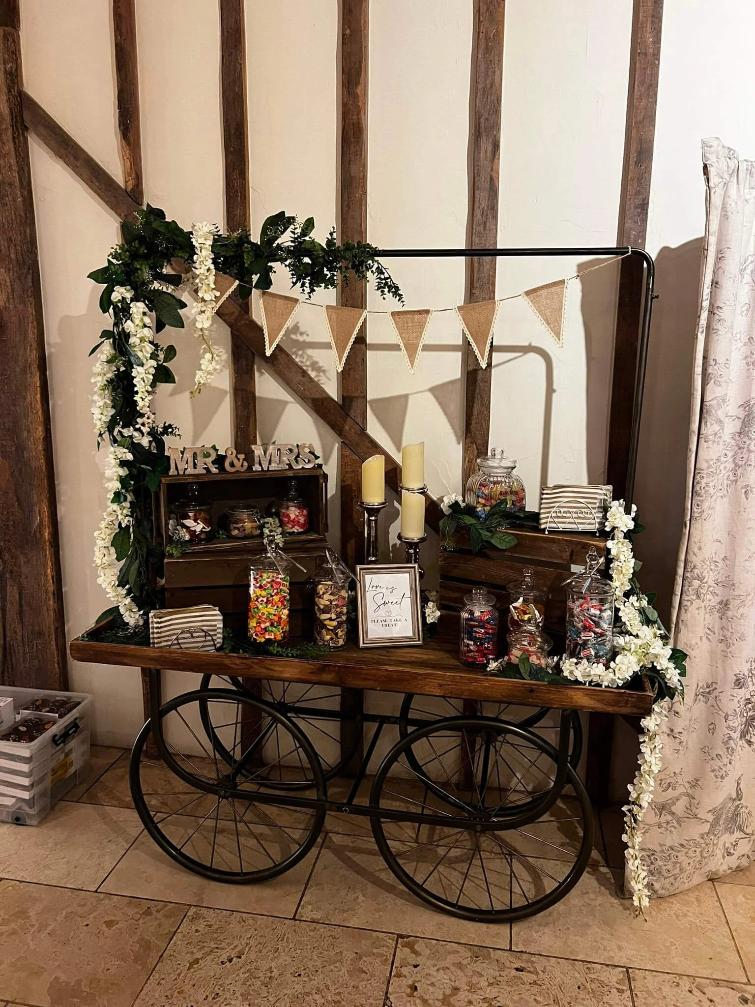 Rustic Wagon — Default — F.0