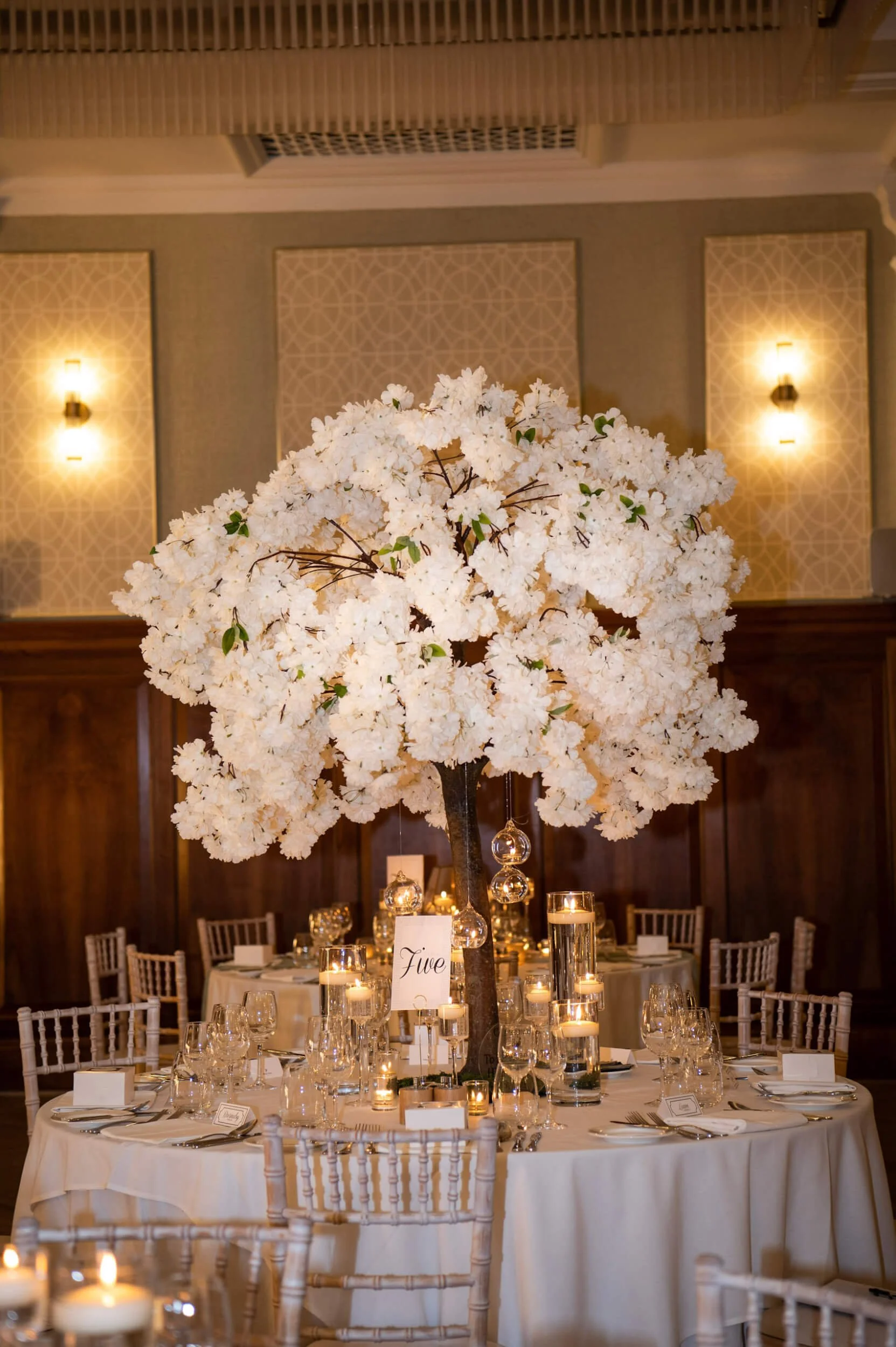 Ivory Blossom Tree Centrepiece — Default