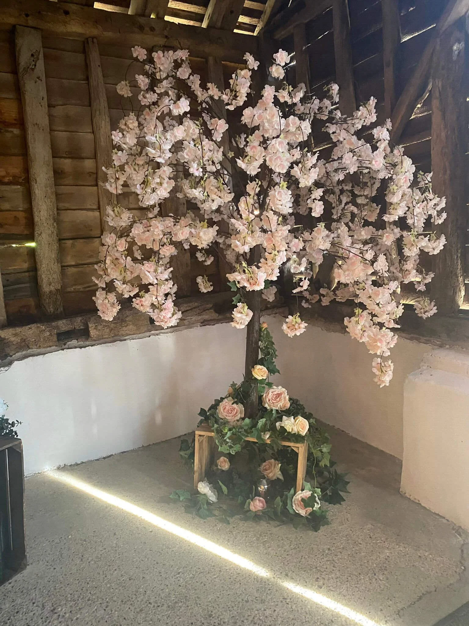 Hanging Blossom Tree 1.8m (Pale Pink) — Default