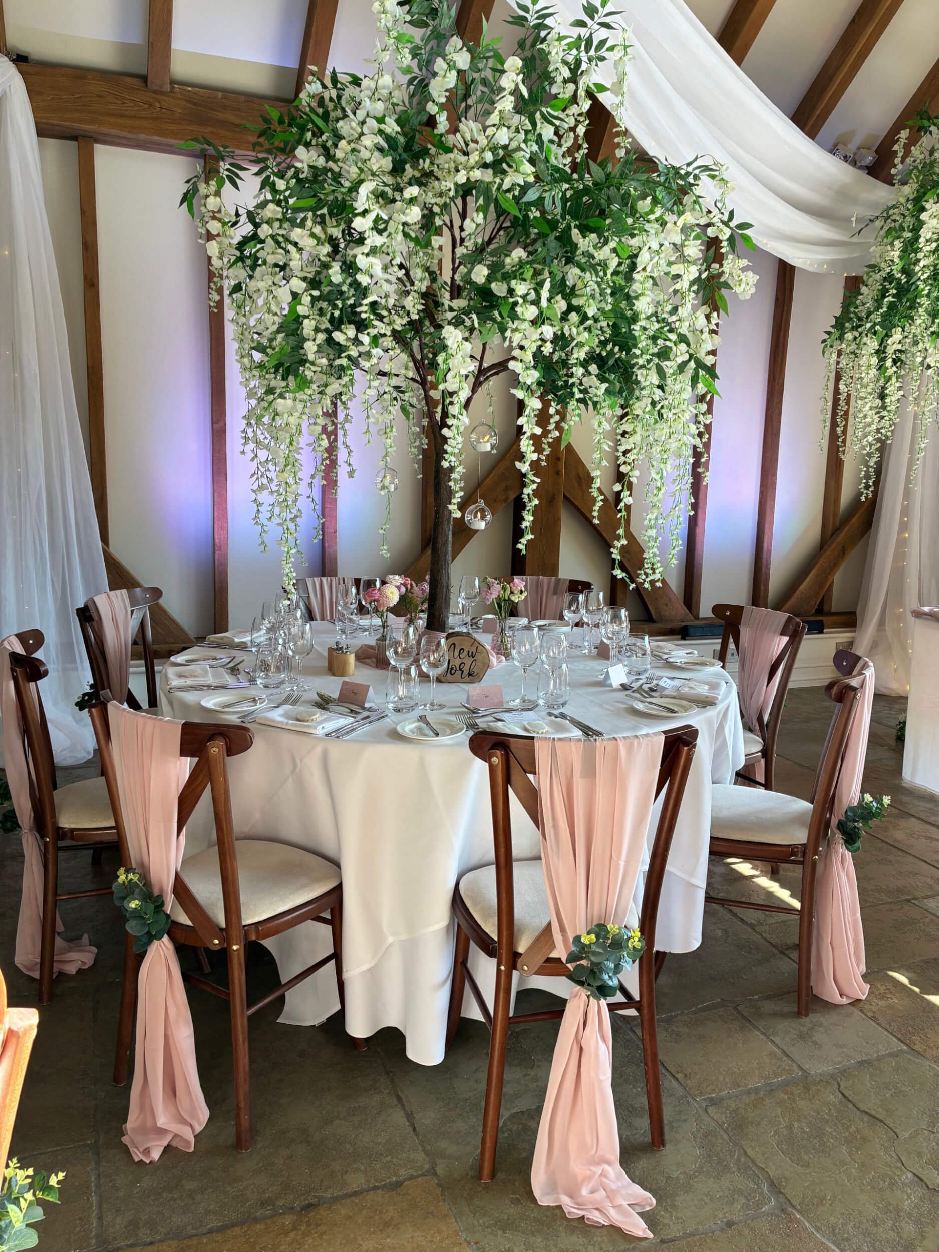 Wisteria Tree Centrepiece — Default