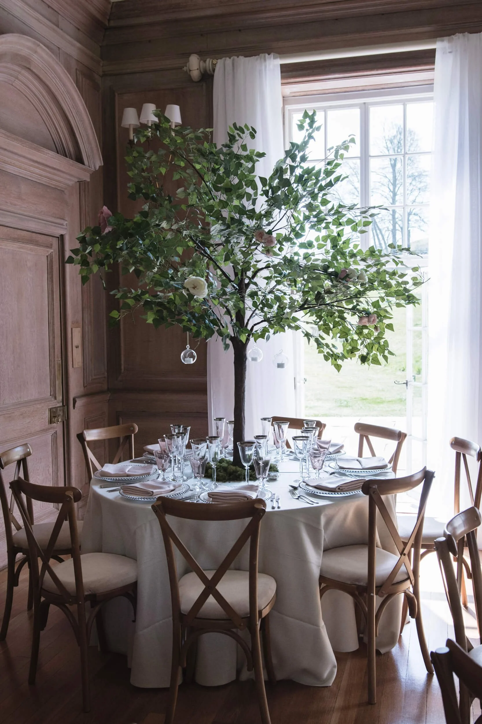 Ruscus Tree Centrepiece — Default