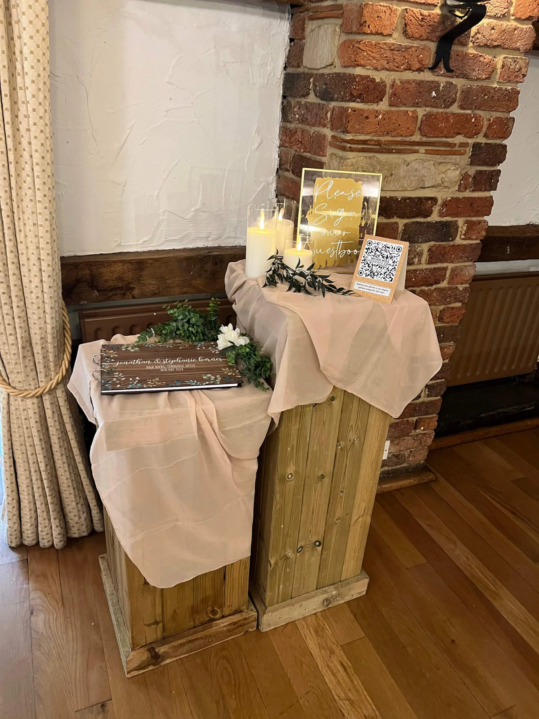 Rustic Plinth Stand - Various Styles