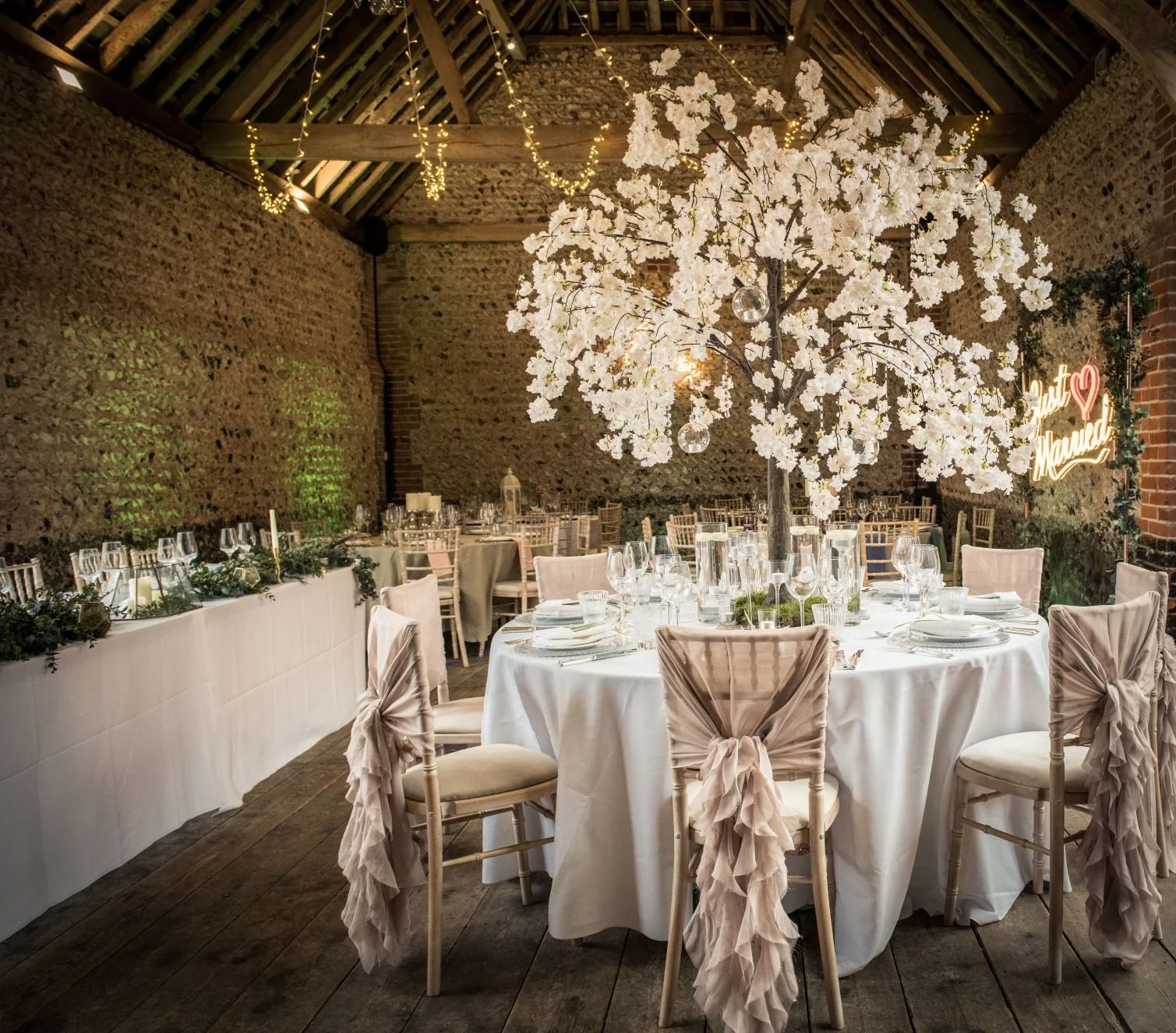 Hire chiffon ruffle chair hoods for weddings and events. Professionally fitted for a soft, romantic finish on ceremony, reception and top-table seating.