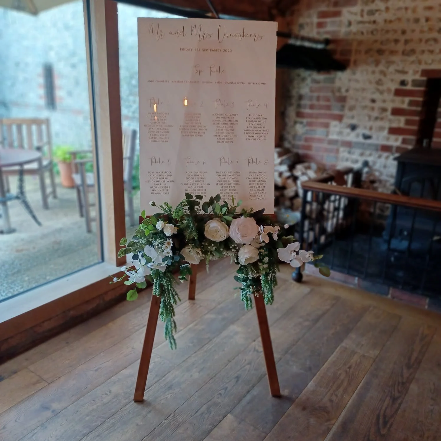 white_perspex_sign_faux_florals.jpg