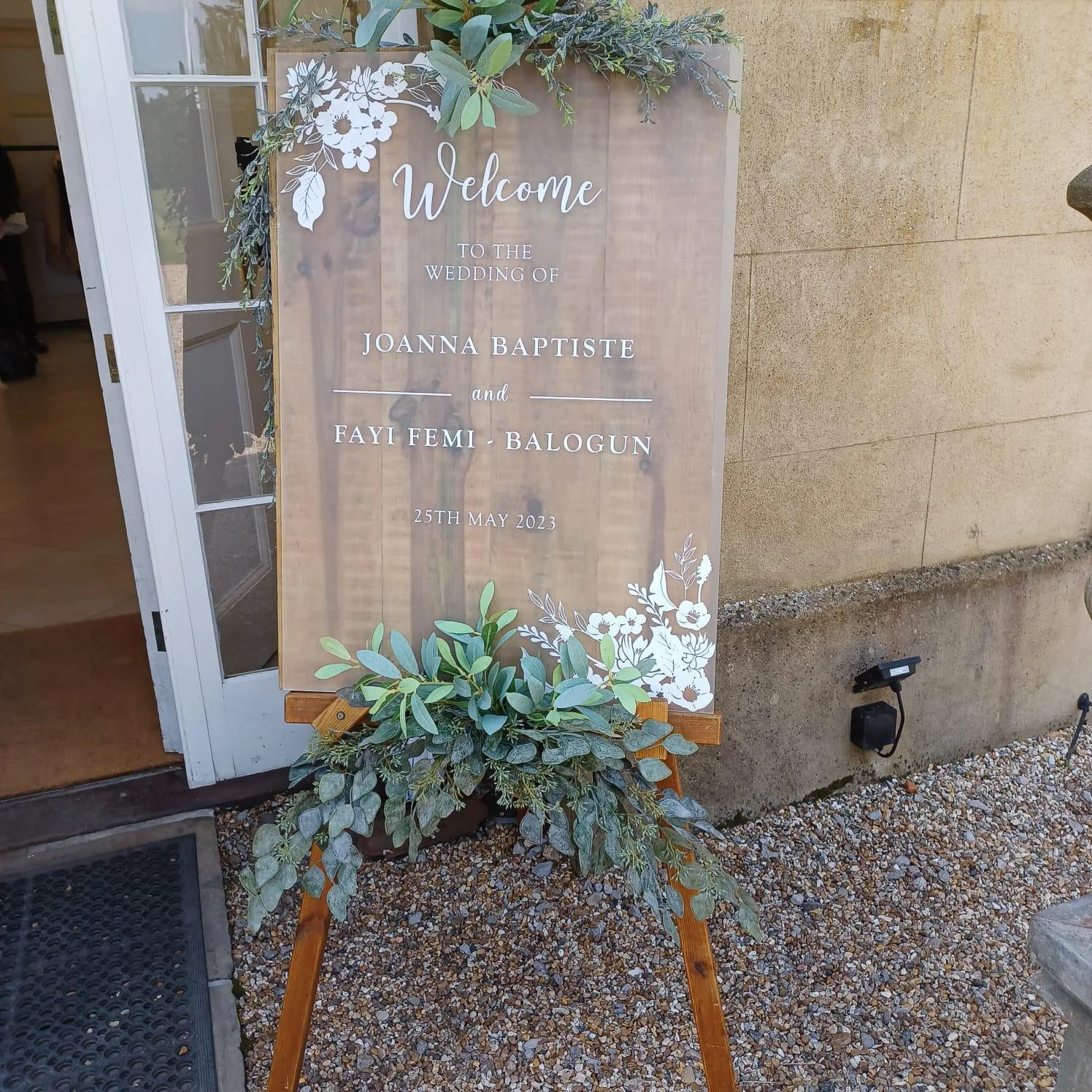 Welcome_Sign_Rustic_perspex_northbrookpark.jpg