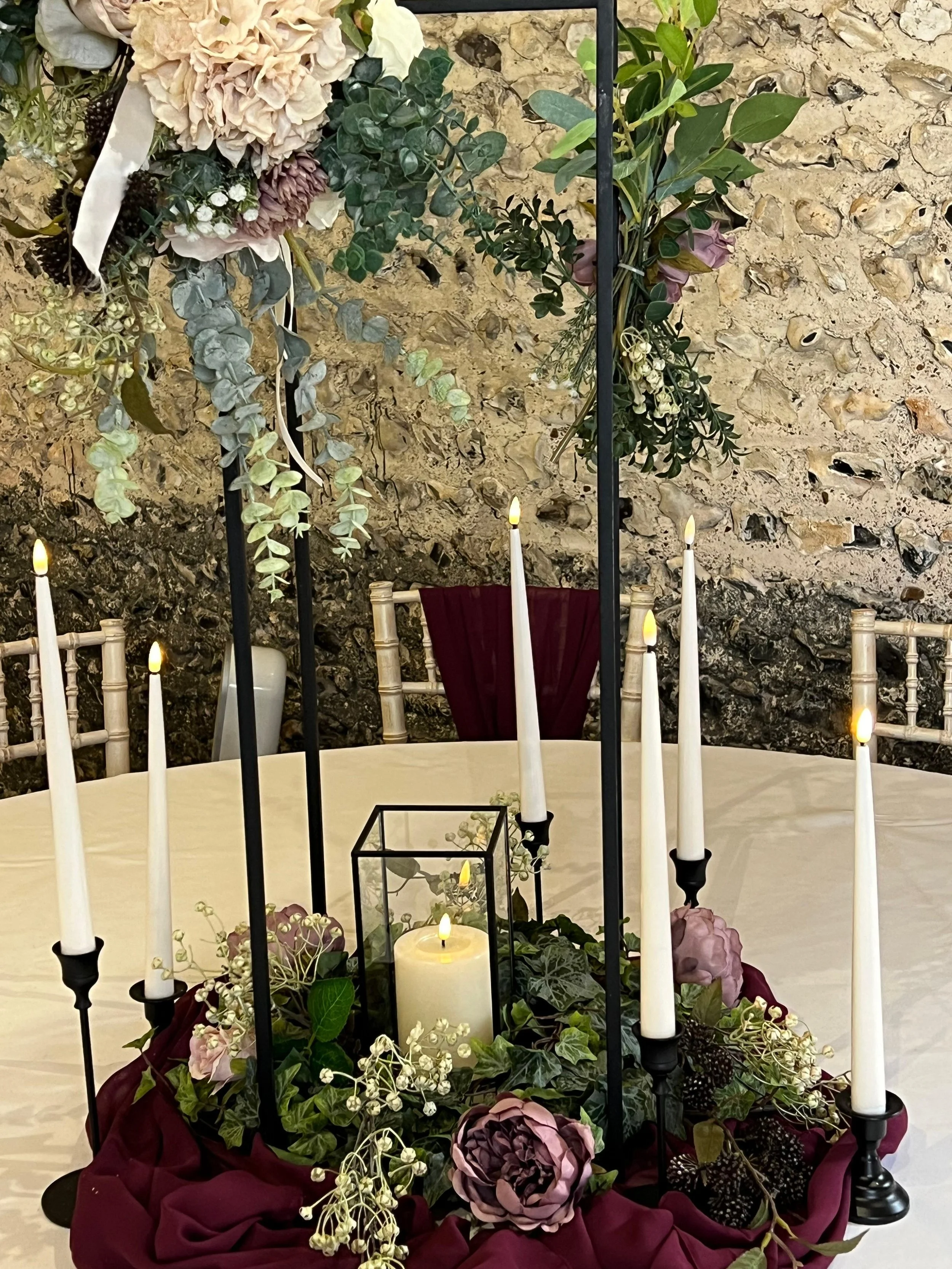 Hire black square lanterns in small, medium and large sizes for weddings and events. Perfect for centrepieces, welcome displays, floral styling and lining ceremony aisles.