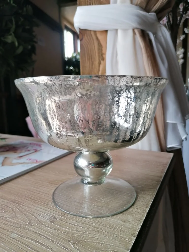 Pedestal bowls.jpg