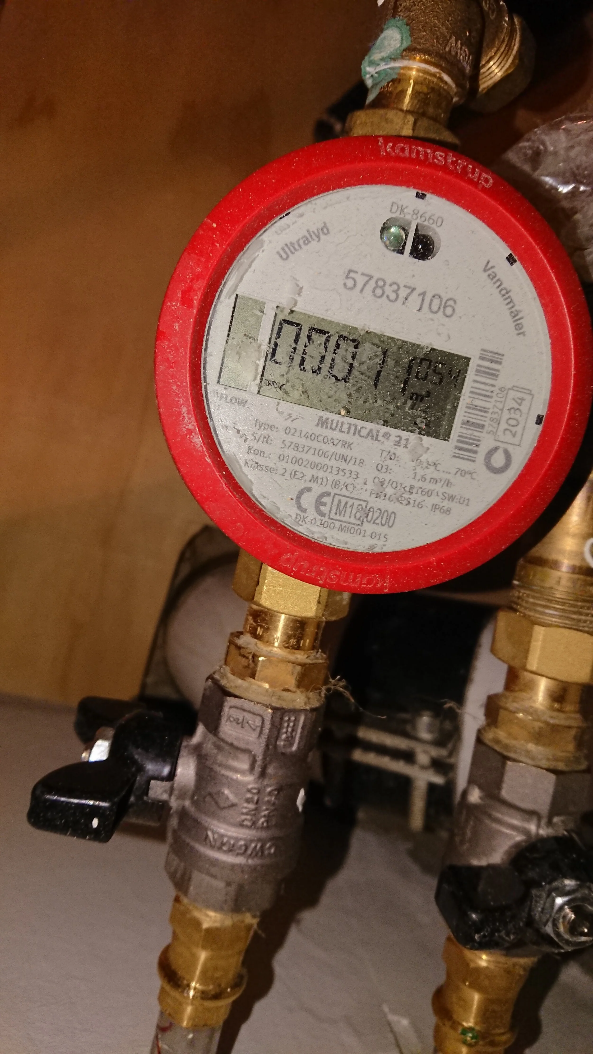 Fjernaflæsning af varmtvandsforbrug