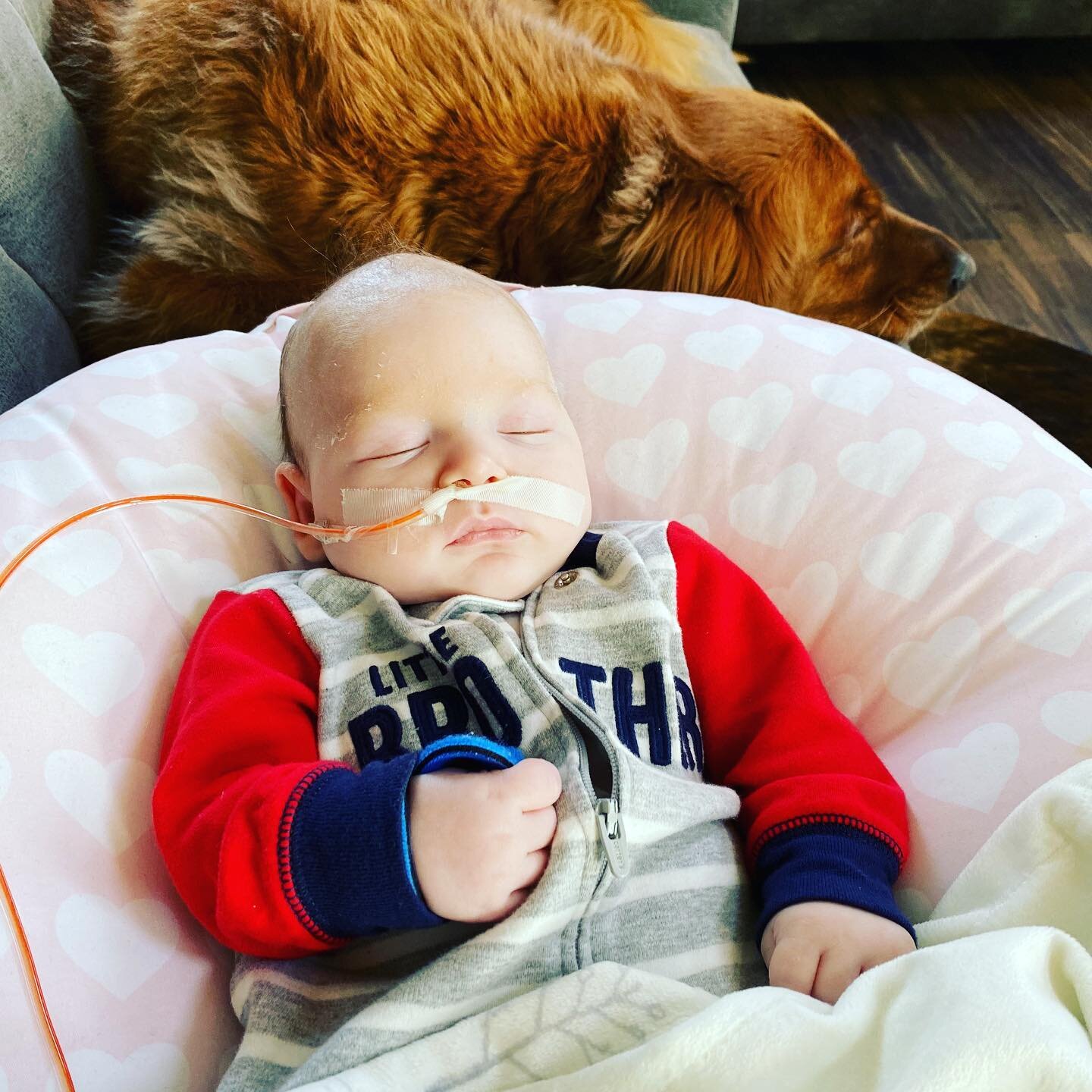 ONE WEEK BACK HOME 🏡 
.
.
.
Happy Saturday! Baby Sage is doing well! Thank you all for checking in on us &amp; praying for us! Gaining weight &amp; continuing to heal at home. Just getting all his follow up appointments lined up &amp; settling into 