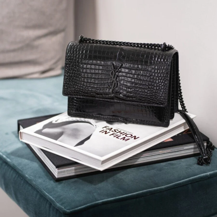 Final call on our Winter Sale (up to 25% off) - With many West End New Year offers coming to a close, now&rsquo;s a great time to plan a London stay.

 #botiquehotel #westend #victoryhouse #leicestersquare #boutiquehotel