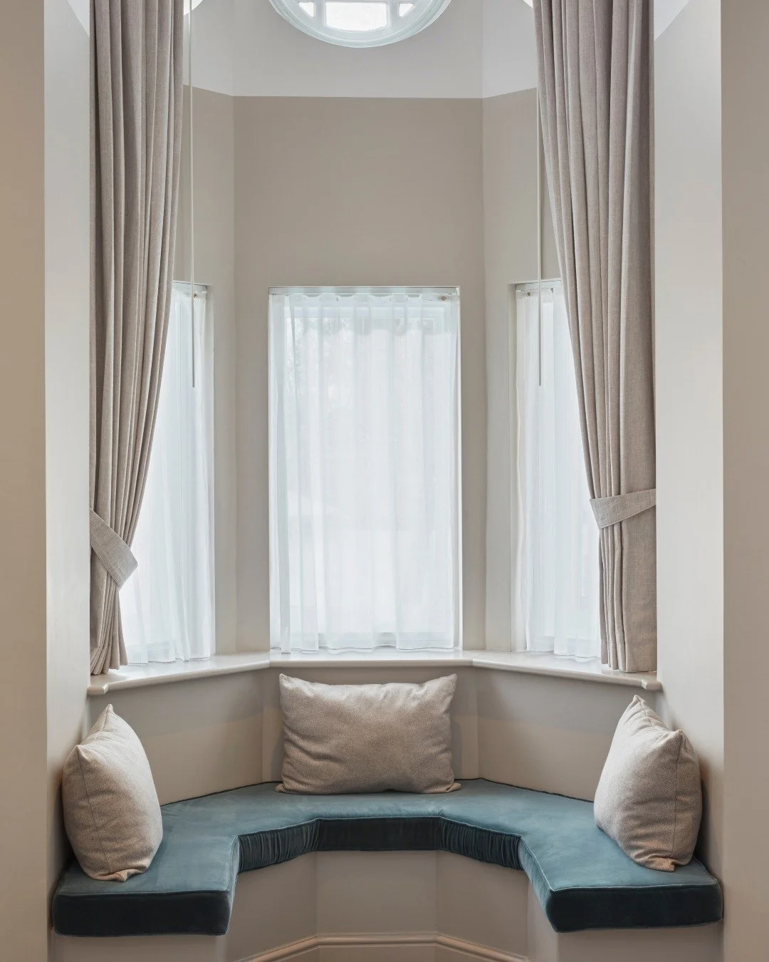 Luxury doesn&rsquo;t need to shout. #botiquehotel #vistlondon #westend #victoryhouse