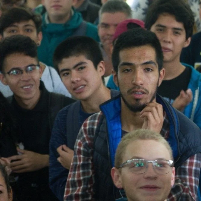 OPCIONES ACTUALES PARA LA JUVENTUD MEXICANA