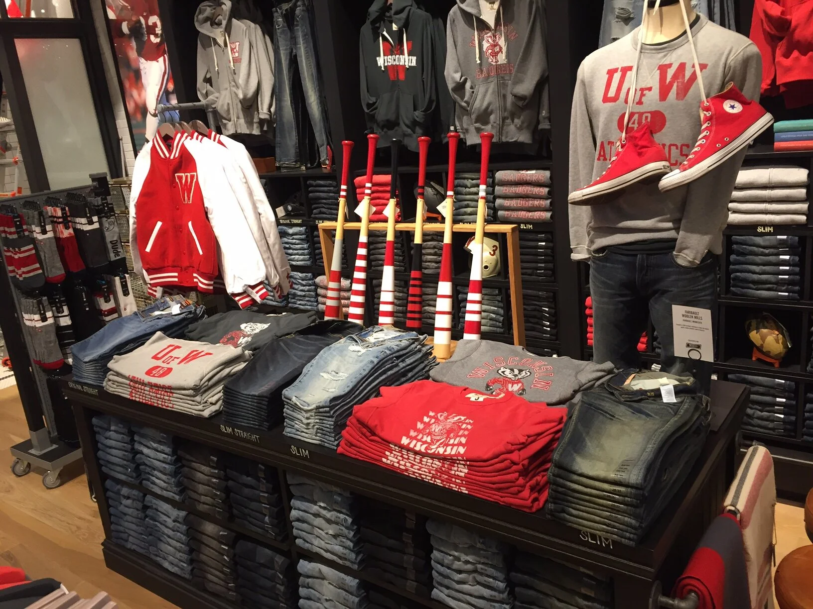 Tailgate Clothing - Madison RETAIL