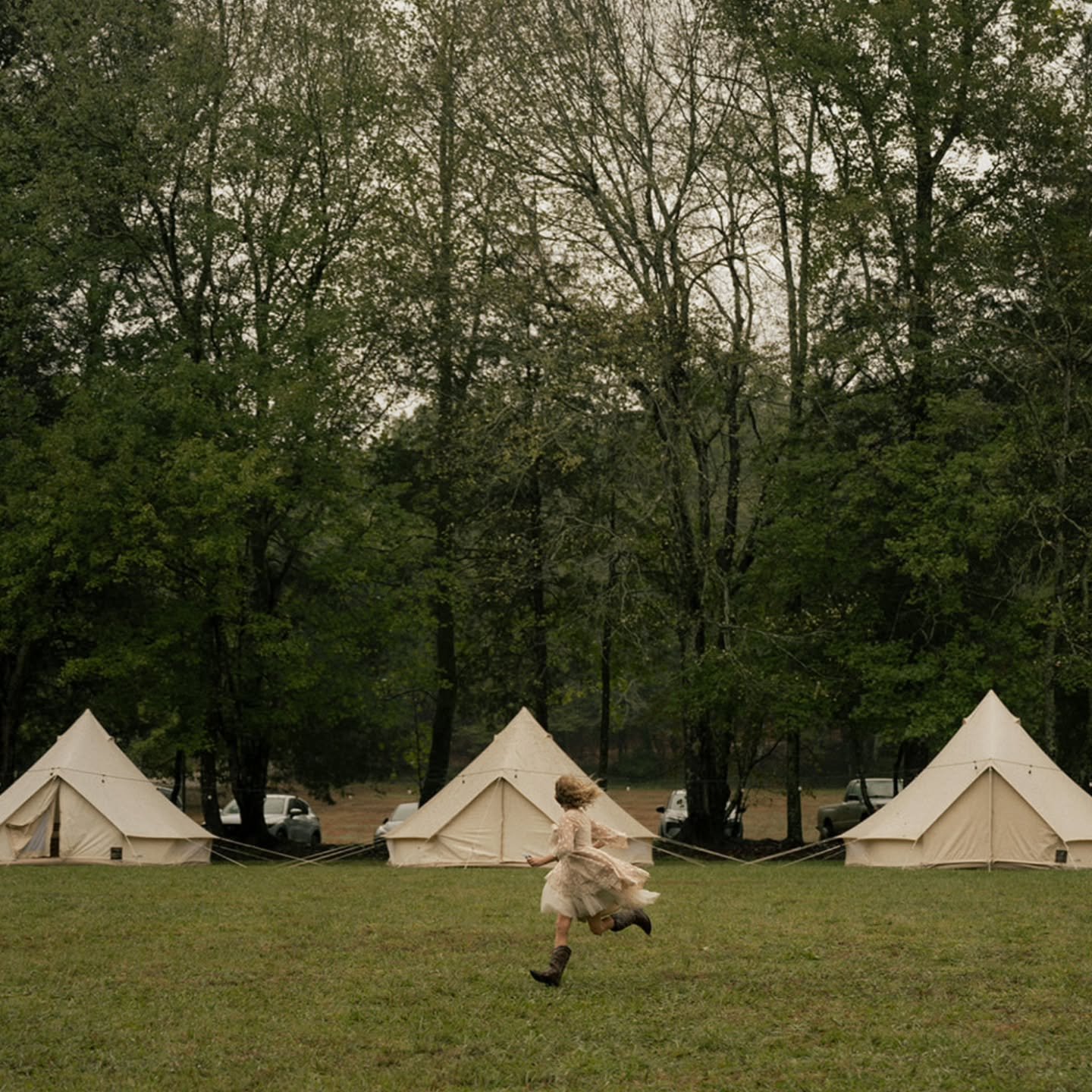 Happy Friday Friends 🧡