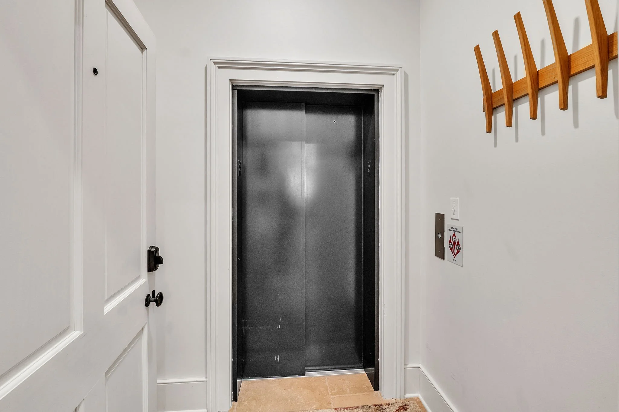69-web-or-mls-170-e-main-st.jpg