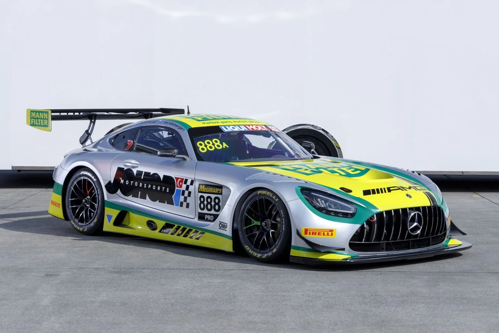 MercedesAMGCustomerRacing_IGTC_Bathurst_2020_02.jpg
