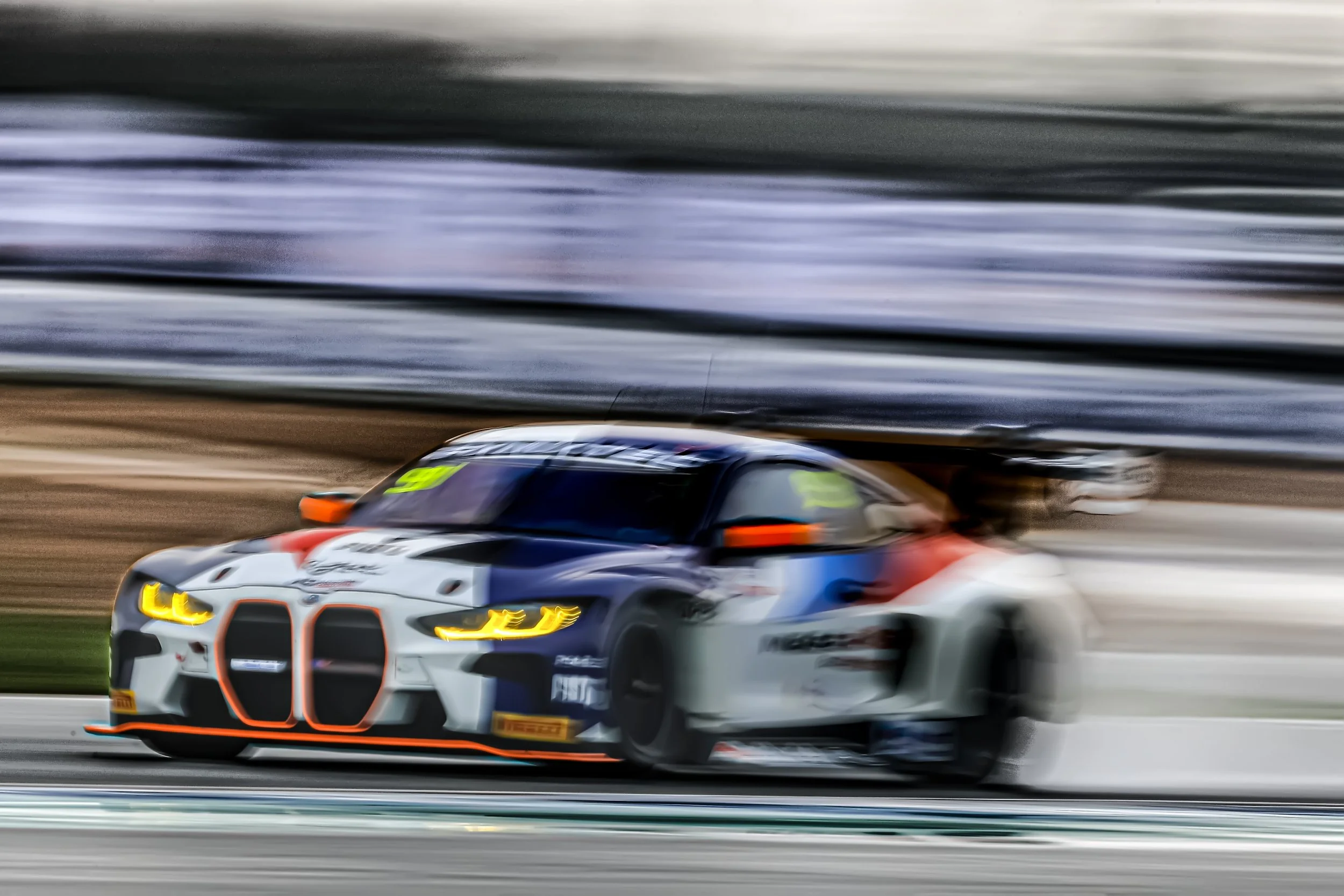  NOTE :No permission, either express or implied, is granted for the electronic transmission, storage, retrieval, or printing of the photographs.No parties/individuals viewing this image may otherwise copy, modify, publish, transmit, or distributethe 