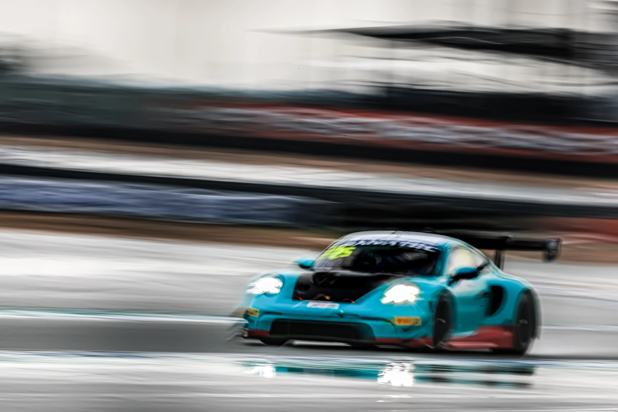  NOTE :No permission, either express or implied, is granted for the electronic transmission, storage, retrieval, or printing of the photographs.No parties/individuals viewing this image may otherwise copy, modify, publish, transmit, or distributethe 