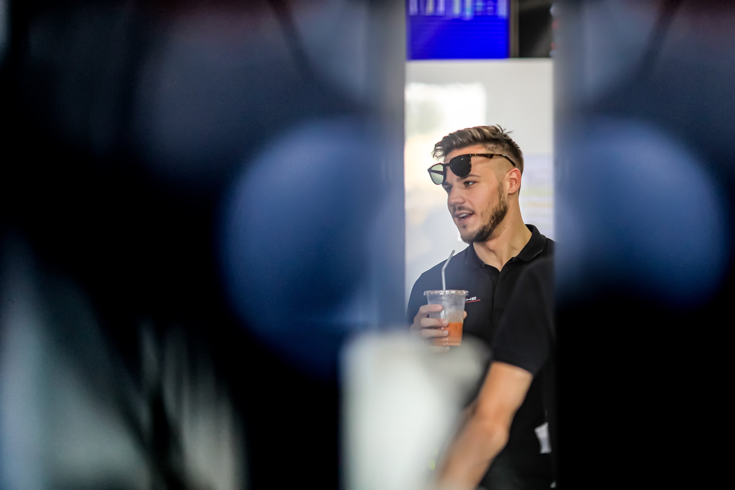  NOTE :No permission, either express or implied, is granted for the electronic transmission, storage, retrieval, or printing of the photographs.No parties/individuals viewing this image may otherwise copy, modify, publish, transmit, or distributethe 