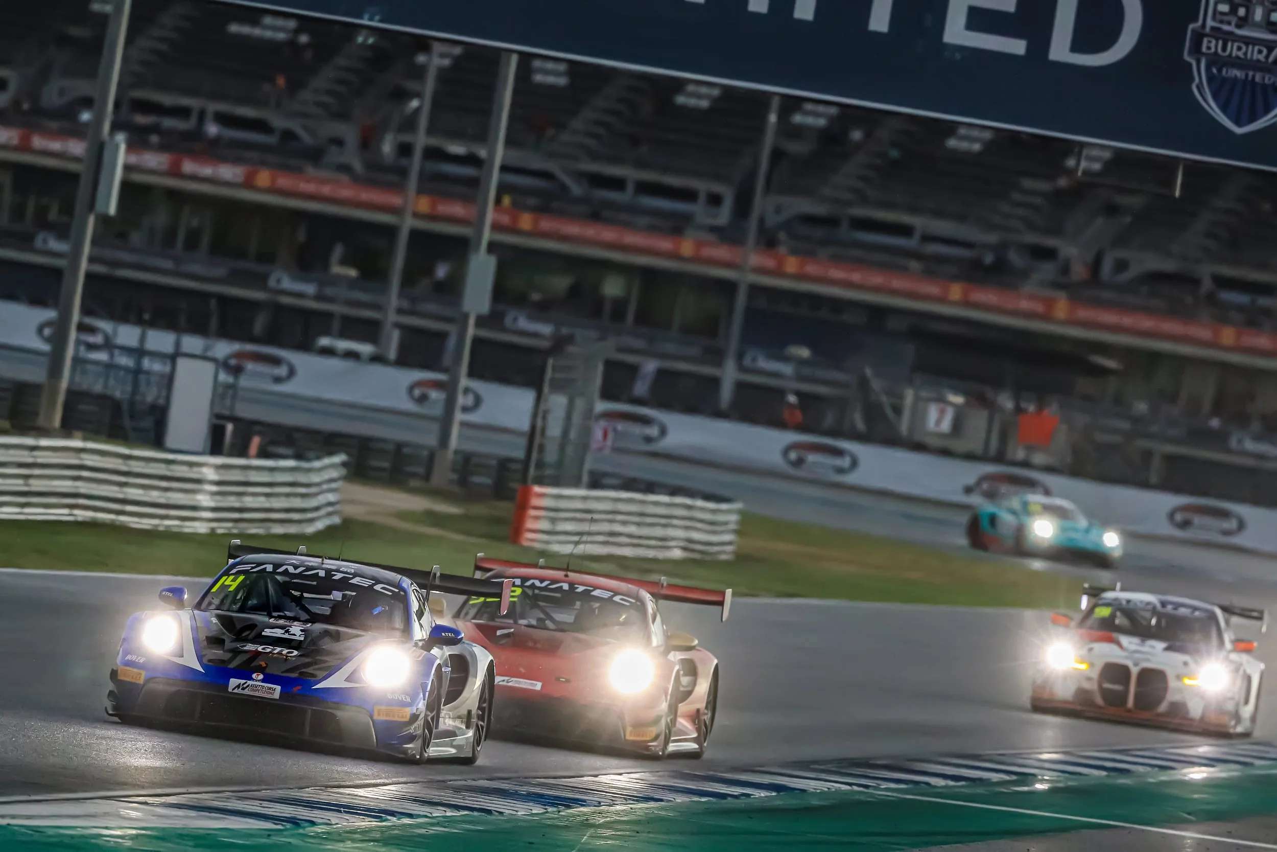  NOTE :No permission, either express or implied, is granted for the electronic transmission, storage, retrieval, or printing of the photographs.No parties/individuals viewing this image may otherwise copy, modify, publish, transmit, or distributethe 