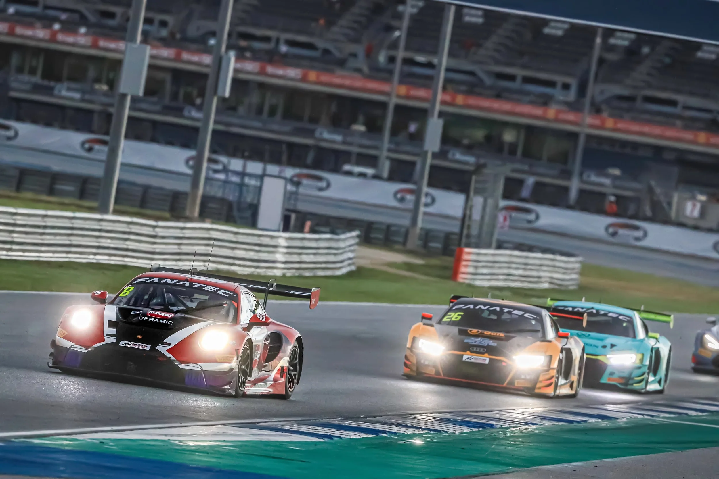  NOTE :No permission, either express or implied, is granted for the electronic transmission, storage, retrieval, or printing of the photographs.No parties/individuals viewing this image may otherwise copy, modify, publish, transmit, or distributethe 