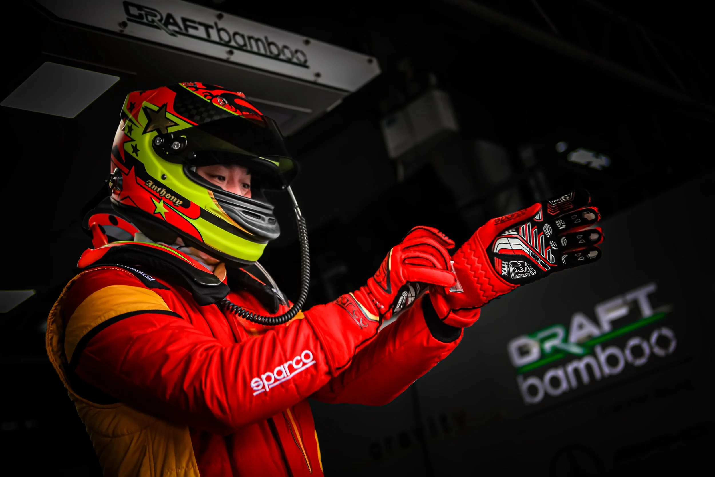  NOTE :No permission, either express or implied, is granted for the electronic transmission, storage, retrieval, or printing of the photographs.No parties/individuals viewing this image may otherwise copy, modify, publish, transmit, or distributethe 