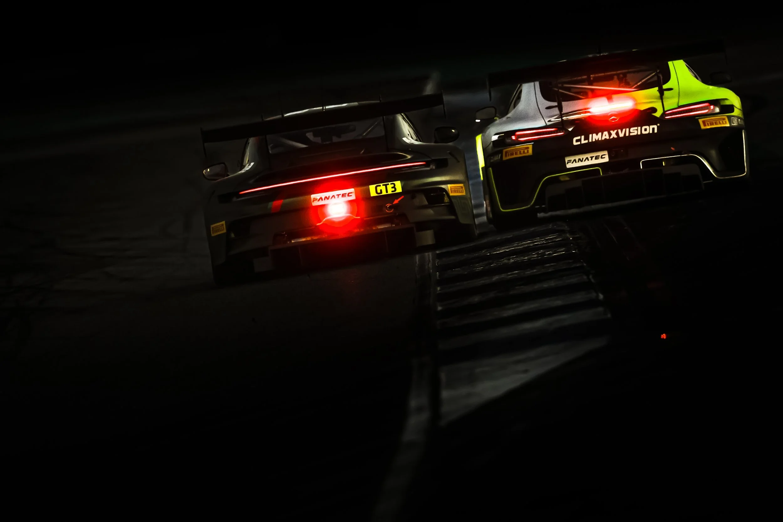  NOTE :No permission, either express or implied, is granted for the electronic transmission, storage, retrieval, or printing of the photographs.No parties/individuals viewing this image may otherwise copy, modify, publish, transmit, or distributethe 