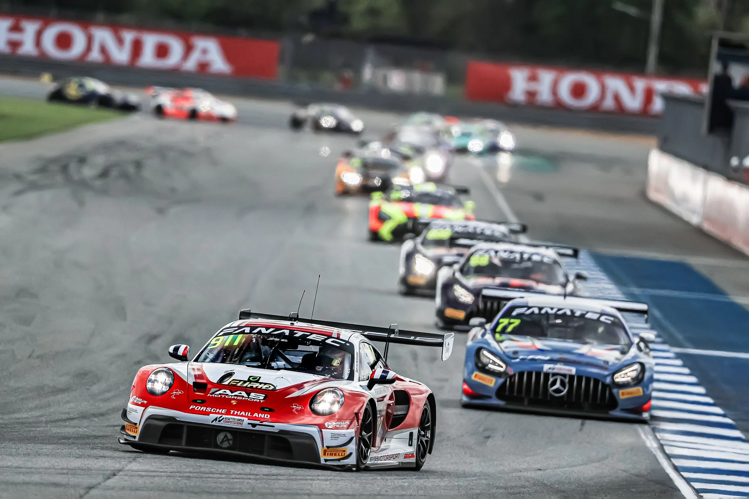  NOTE :No permission, either express or implied, is granted for the electronic transmission, storage, retrieval, or printing of the photographs.No parties/individuals viewing this image may otherwise copy, modify, publish, transmit, or distributethe 