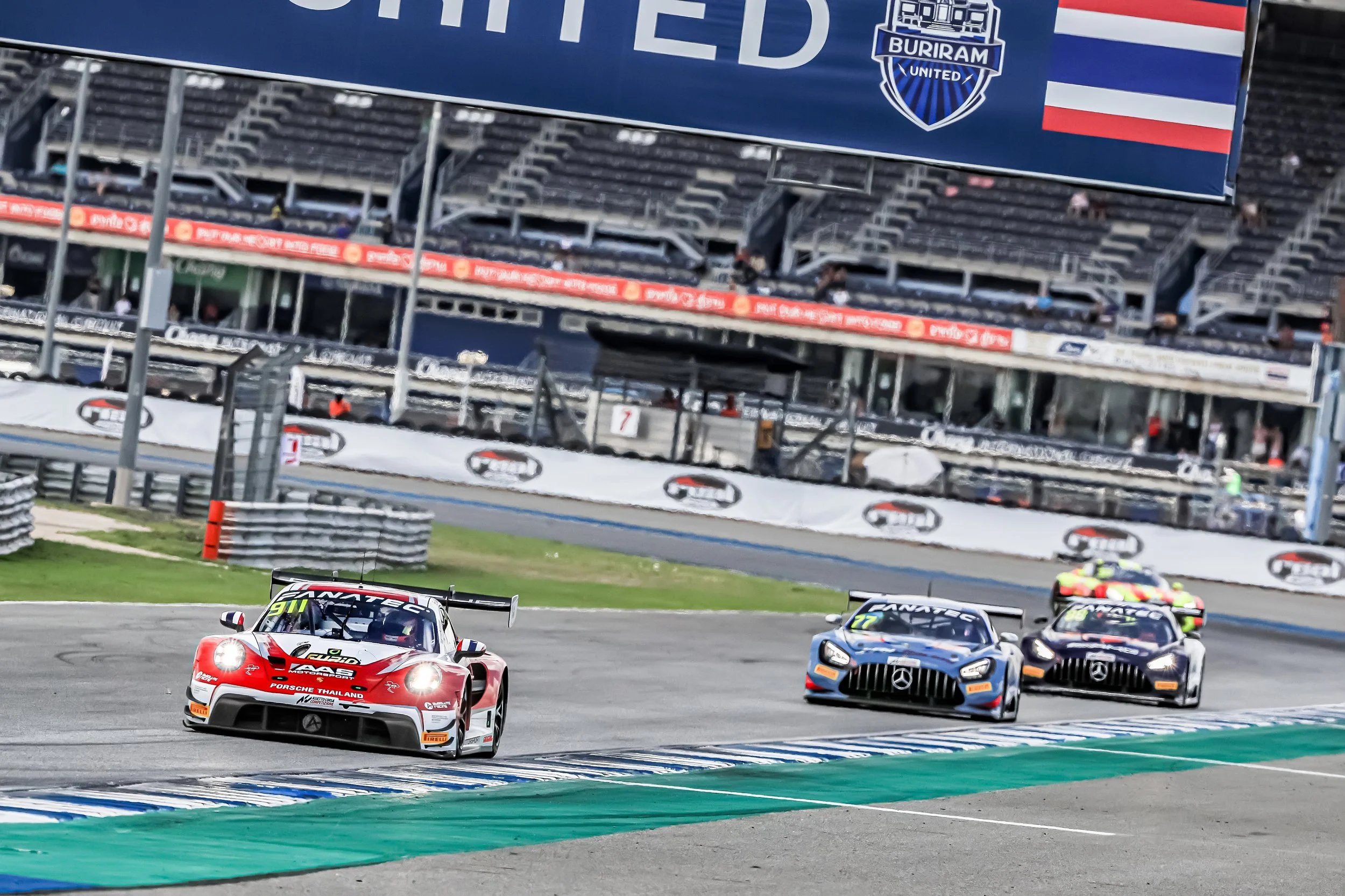  NOTE :No permission, either express or implied, is granted for the electronic transmission, storage, retrieval, or printing of the photographs.No parties/individuals viewing this image may otherwise copy, modify, publish, transmit, or distributethe 