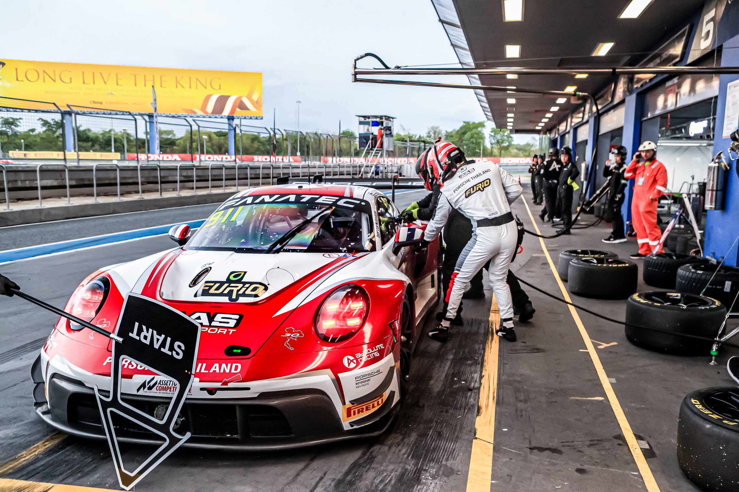  NOTE :No permission, either express or implied, is granted for the electronic transmission, storage, retrieval, or printing of the photographs.No parties/individuals viewing this image may otherwise copy, modify, publish, transmit, or distributethe 