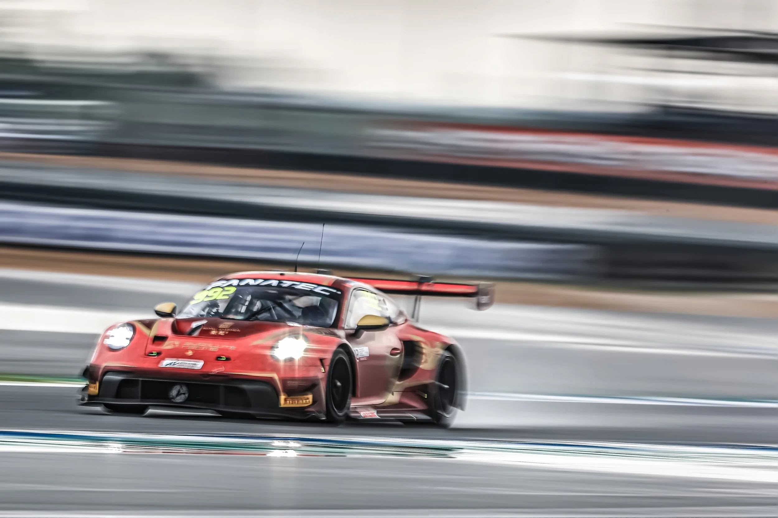  NOTE :No permission, either express or implied, is granted for the electronic transmission, storage, retrieval, or printing of the photographs.No parties/individuals viewing this image may otherwise copy, modify, publish, transmit, or distributethe 