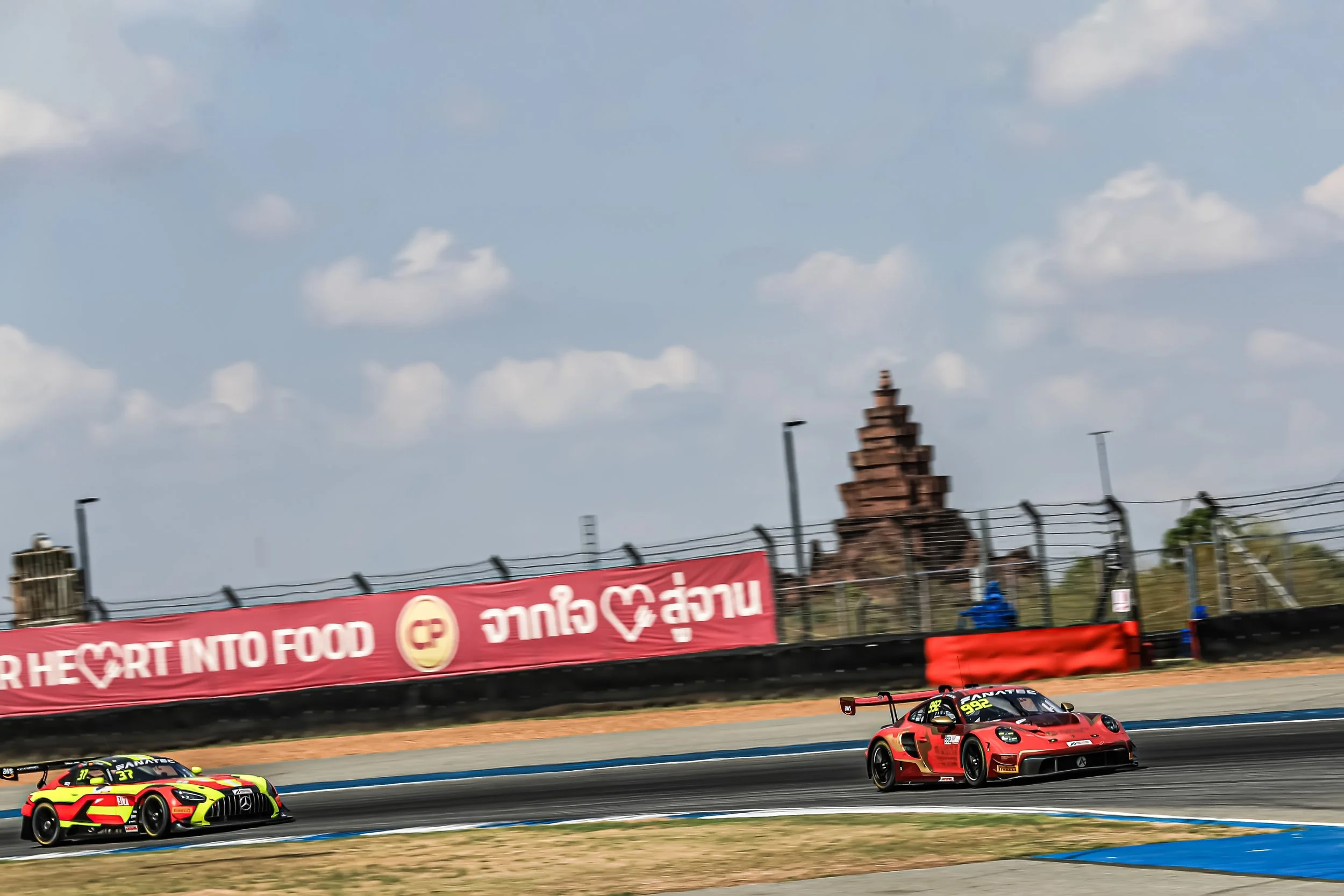  NOTE :No permission, either express or implied, is granted for the electronic transmission, storage, retrieval, or printing of the photographs.No parties/individuals viewing this image may otherwise copy, modify, publish, transmit, or distributethe 