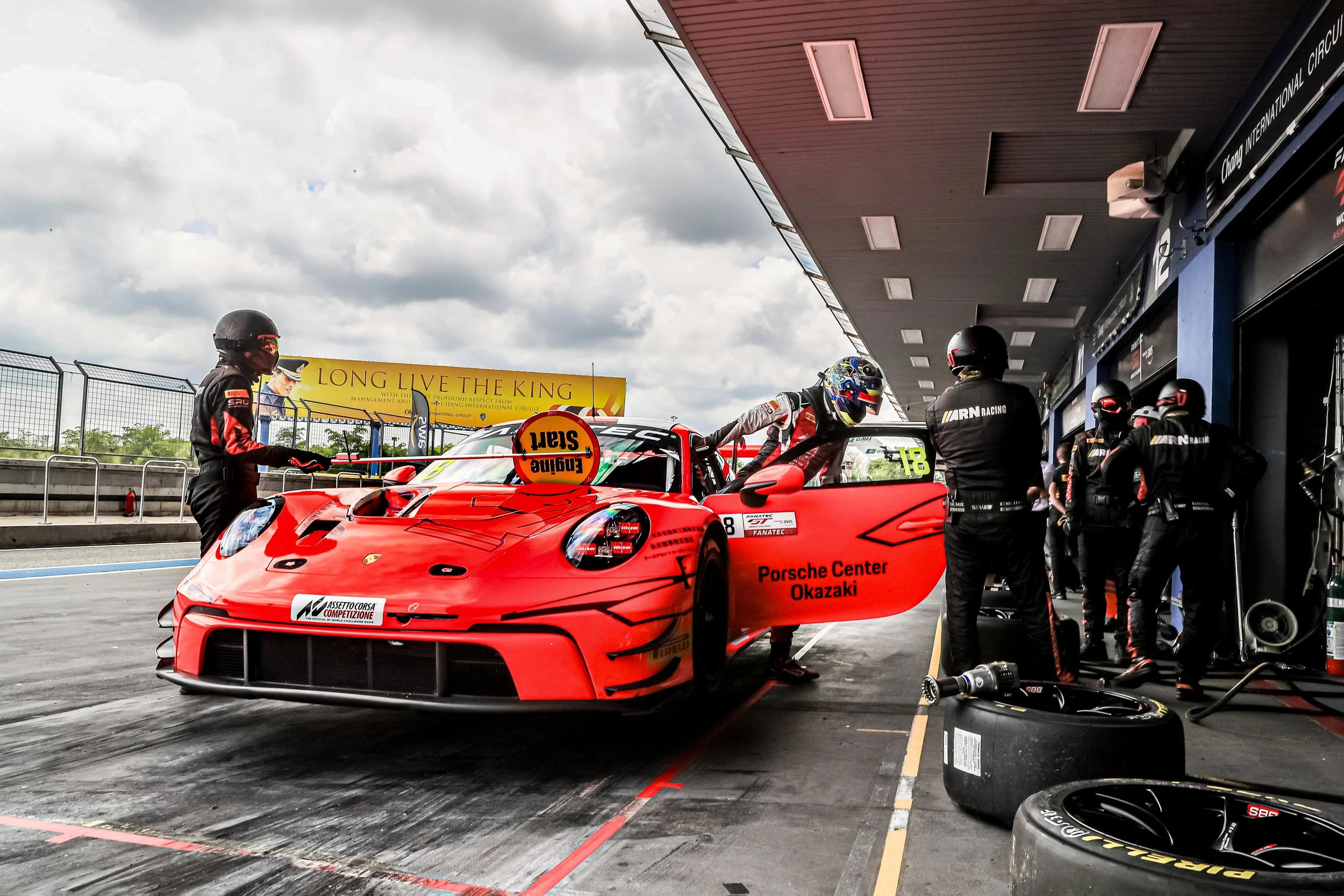  NOTE :No permission, either express or implied, is granted for the electronic transmission, storage, retrieval, or printing of the photographs.No parties/individuals viewing this image may otherwise copy, modify, publish, transmit, or distributethe 