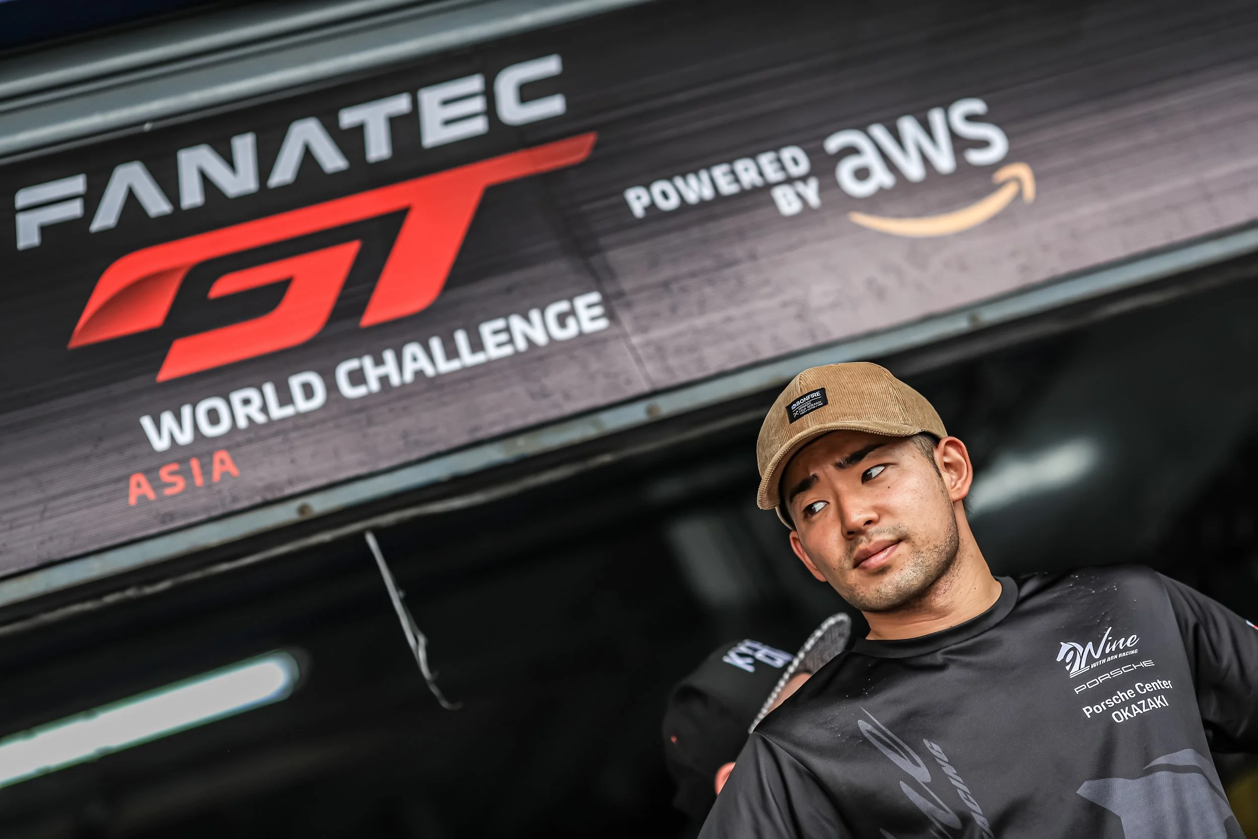  NOTE :No permission, either express or implied, is granted for the electronic transmission, storage, retrieval, or printing of the photographs.No parties/individuals viewing this image may otherwise copy, modify, publish, transmit, or distributethe 