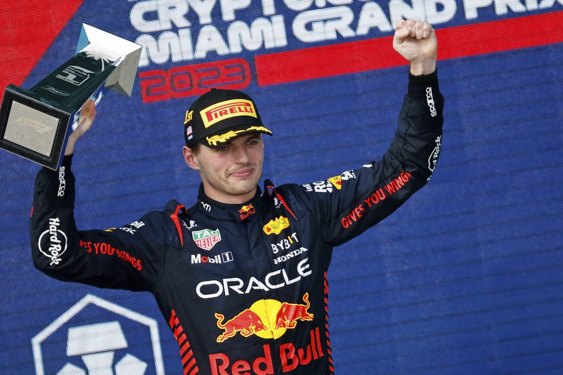 F1 2023 Miami Grand Prix，Max Verstappen逆襲奪冠擊，敗杆位發車的隊友Sergio Pérez。