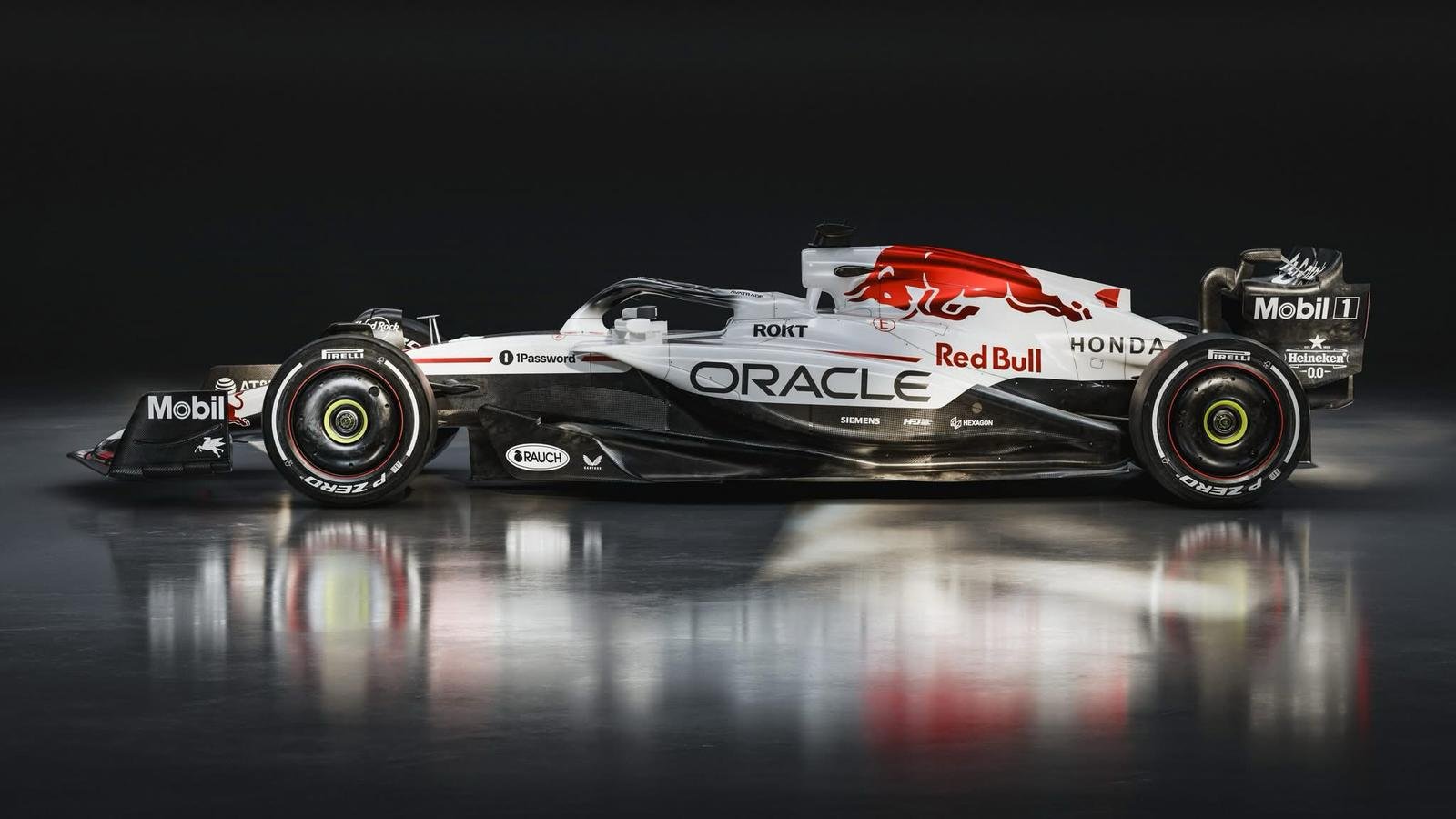 紅牛車隊震撼發布日本站特別塗裝 致敬本田引擎合作最終章