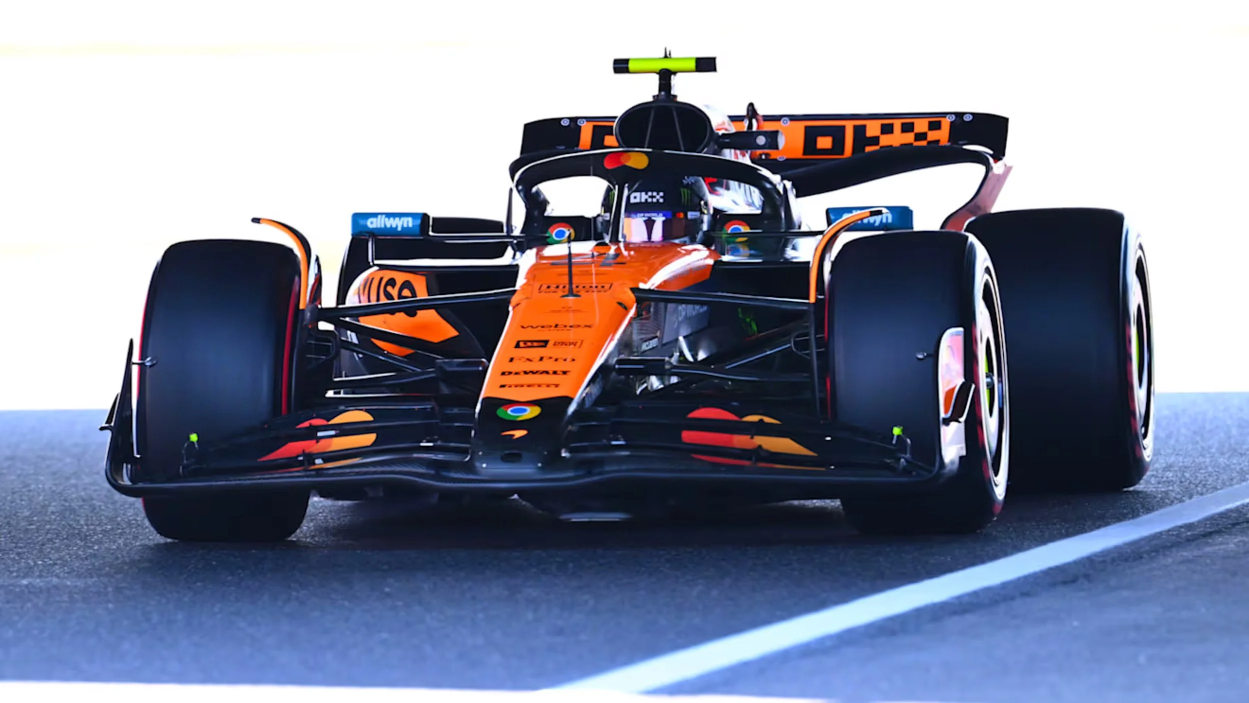 2025  F1  Lando Norris領跑FP3：McLaren雙雄強勢壓日本大獎賽三練
