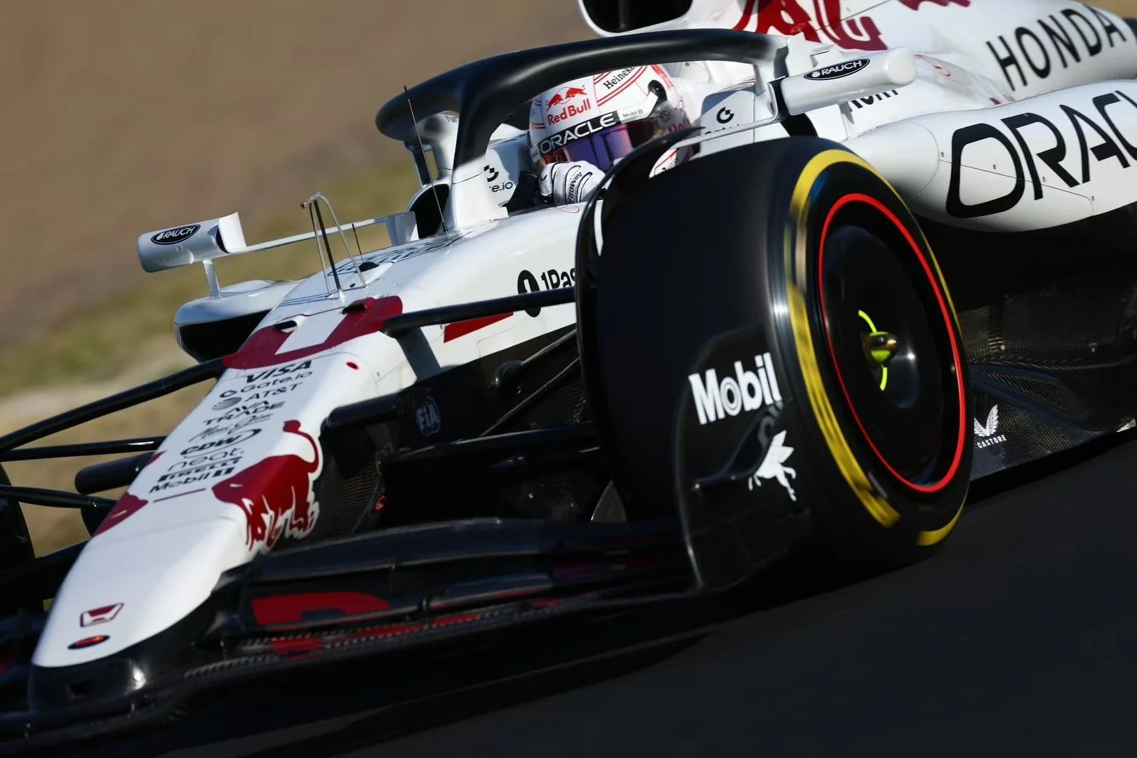 2025 F1 日本大獎賽 : Max Verstappen最後一刻神奇奪桿！ Lando Norris、Oscar Piastri McLaren雙雄屈居二三