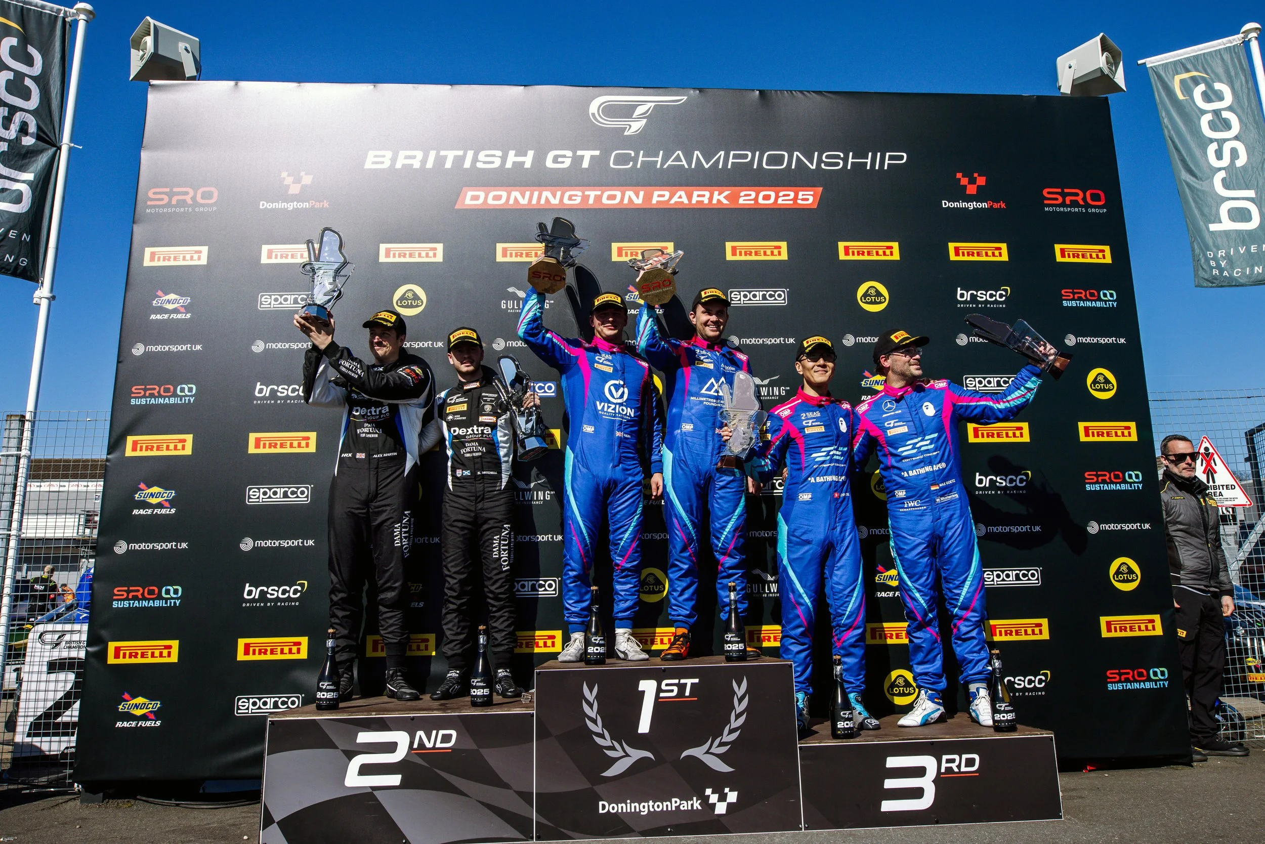 英國GT錦標賽新賽季展開 謝榮鍵獲季軍打好爭標基礎