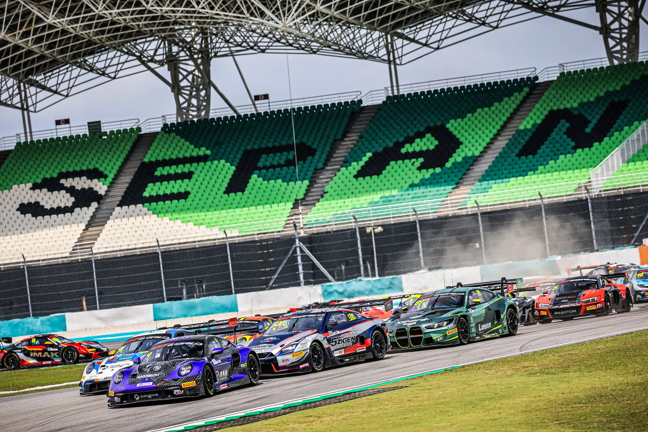 GT 世界挑戰賽亞洲盃2026-雪邦站第二回：呂威與Picariello聯手奪冠 保時捷軍團橫掃全場前三