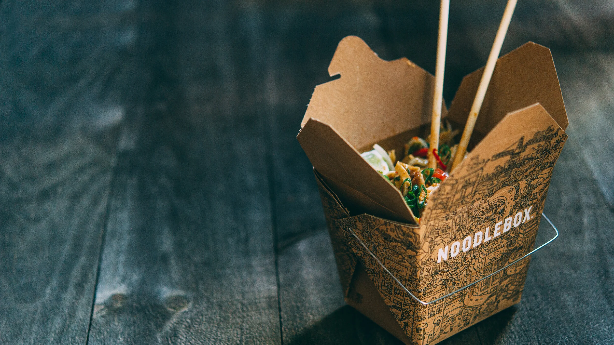 NBX_SPICY_PEANUT-260_crop16x9.jpg