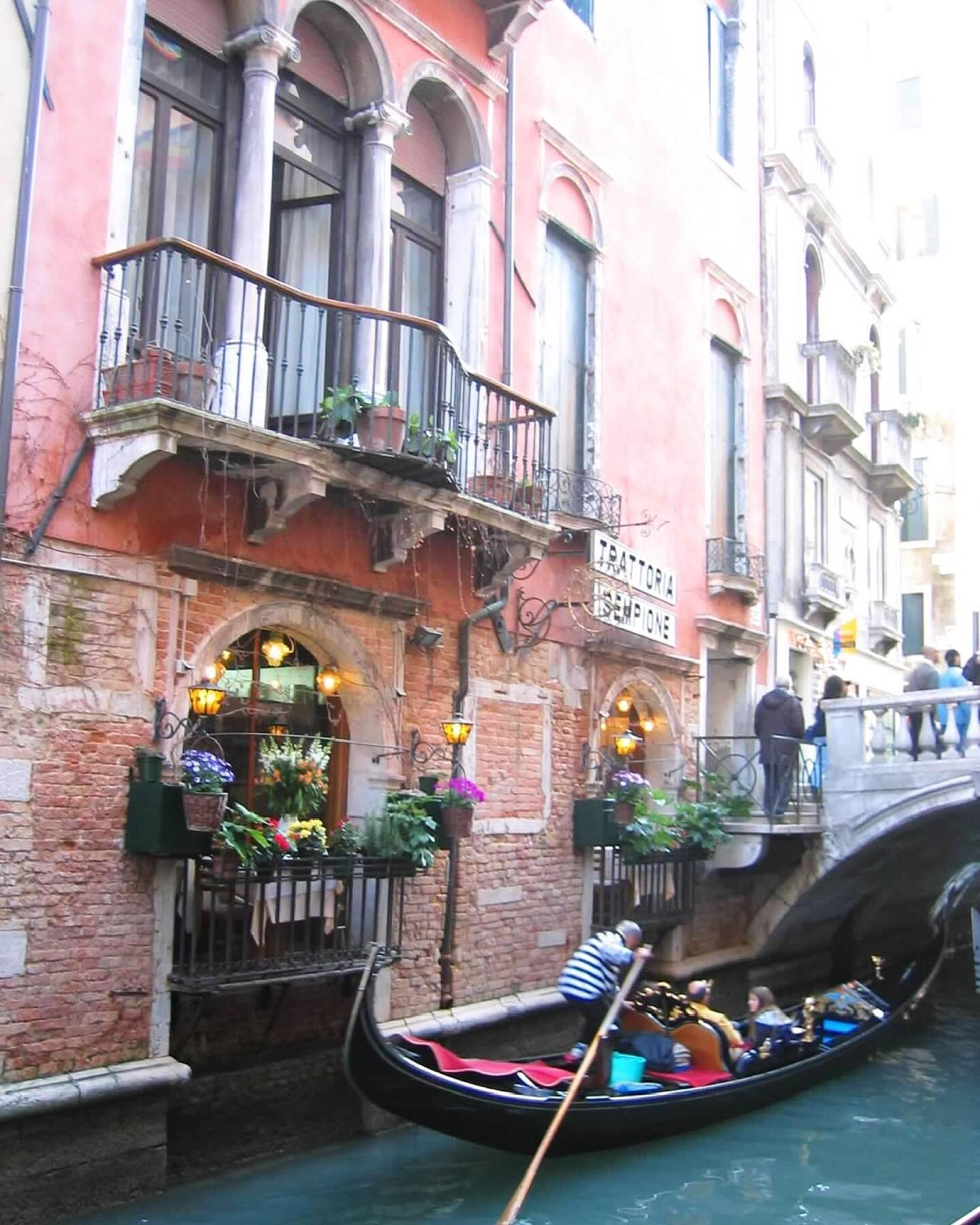 Venice, Italy | March 2003

&bull;
#nomadicdreams #itsawanderlustlife #nomadiclife #livetotravel&nbsp;#passionfortravel&nbsp;#travelust&nbsp;#traveltherenext&nbsp;#letsgoeverywhere&nbsp;#travelinspiration&nbsp;#travelbucketlist&nbsp;#traveladdiction&