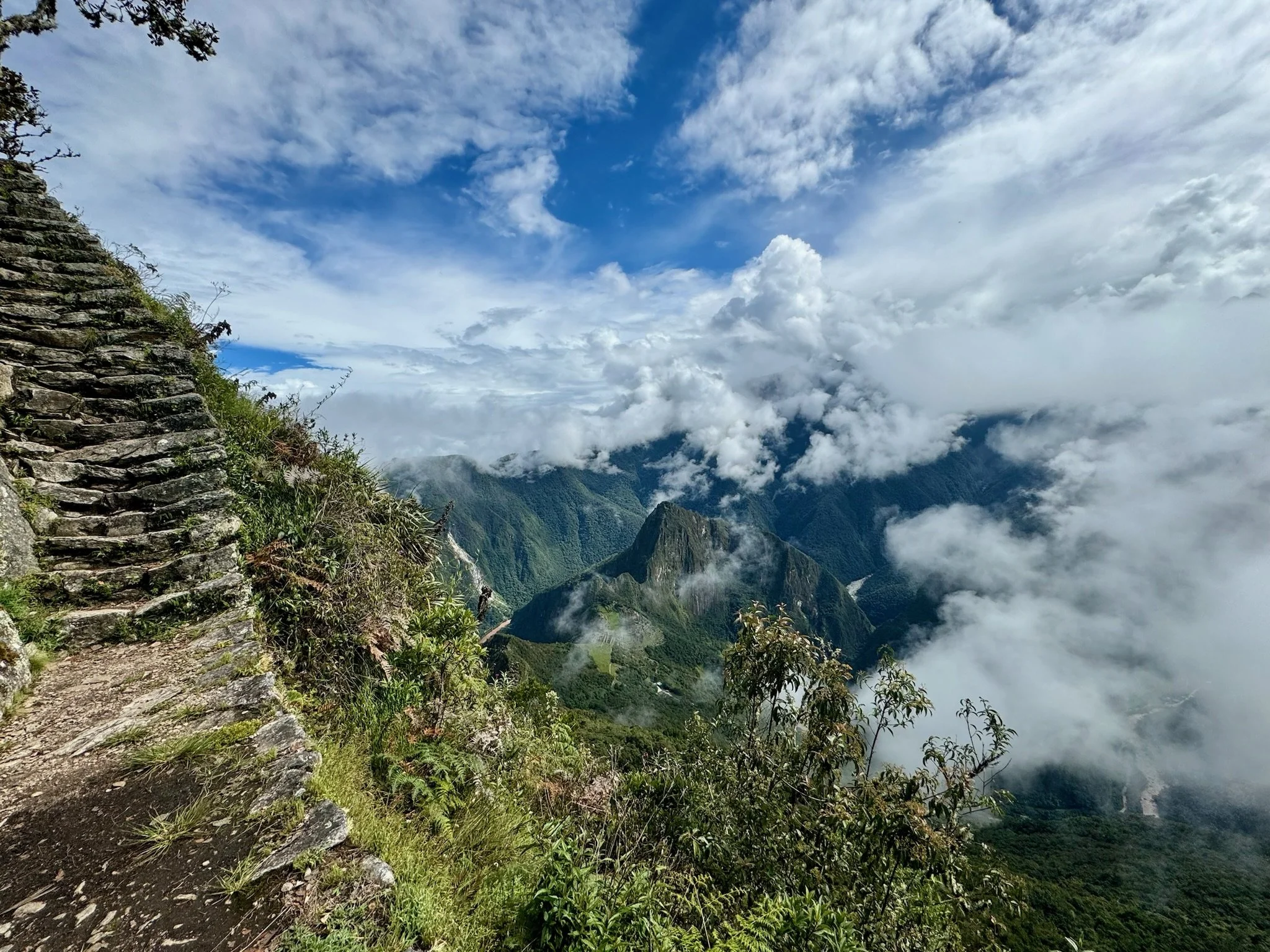 machu pichu mountain.JPG