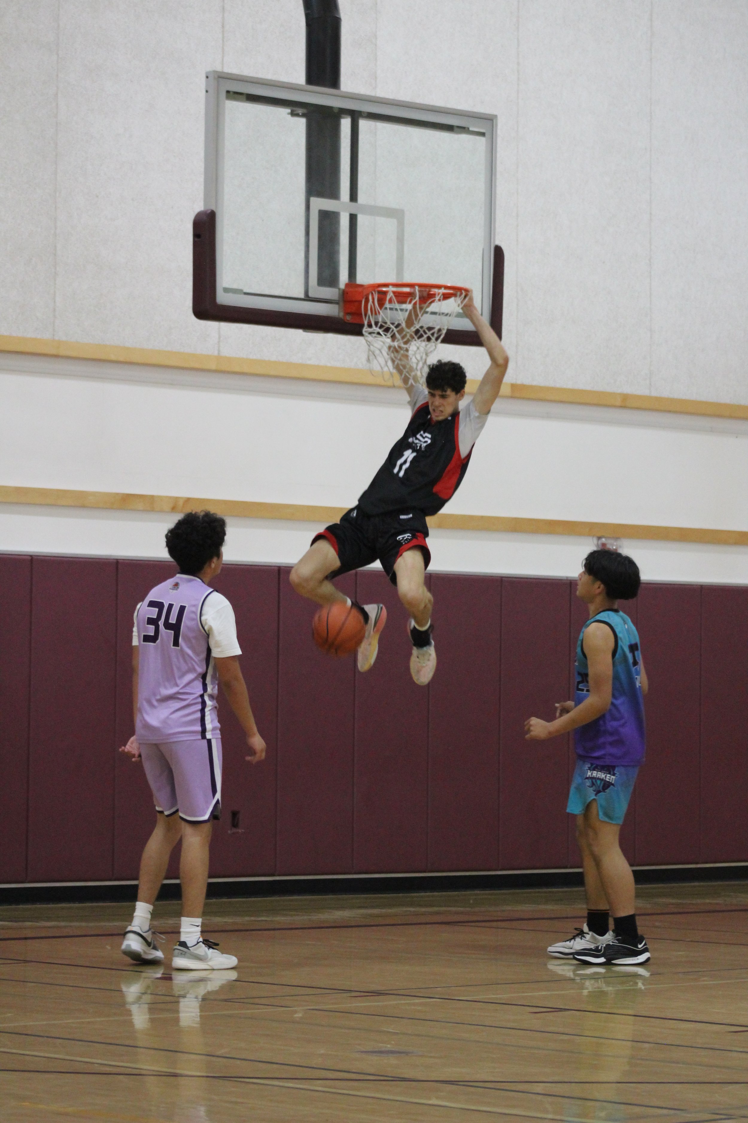Julian Dunking.JPG
