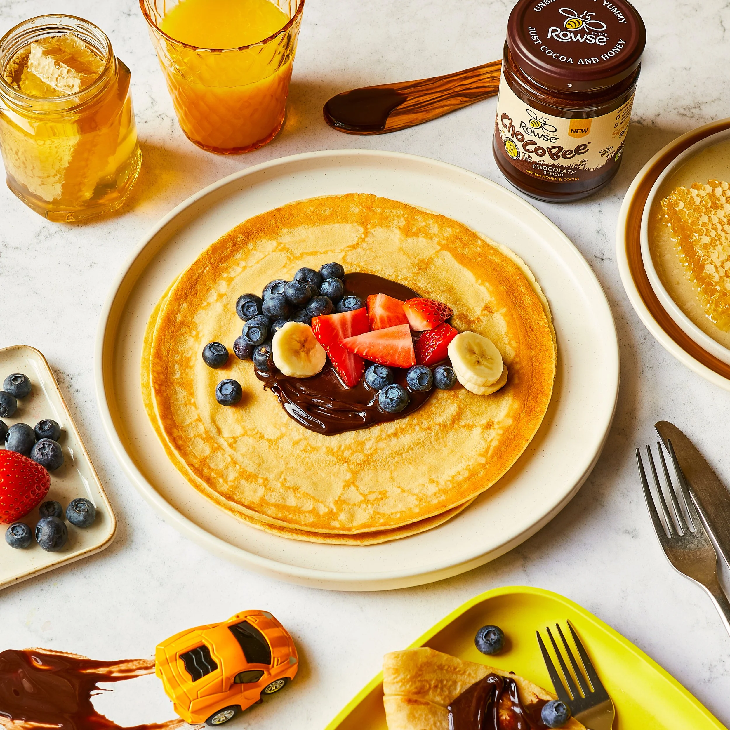 Cara_Cormack_Rowse_Honey_Chocolate_Spread_Pancakes7.jpg