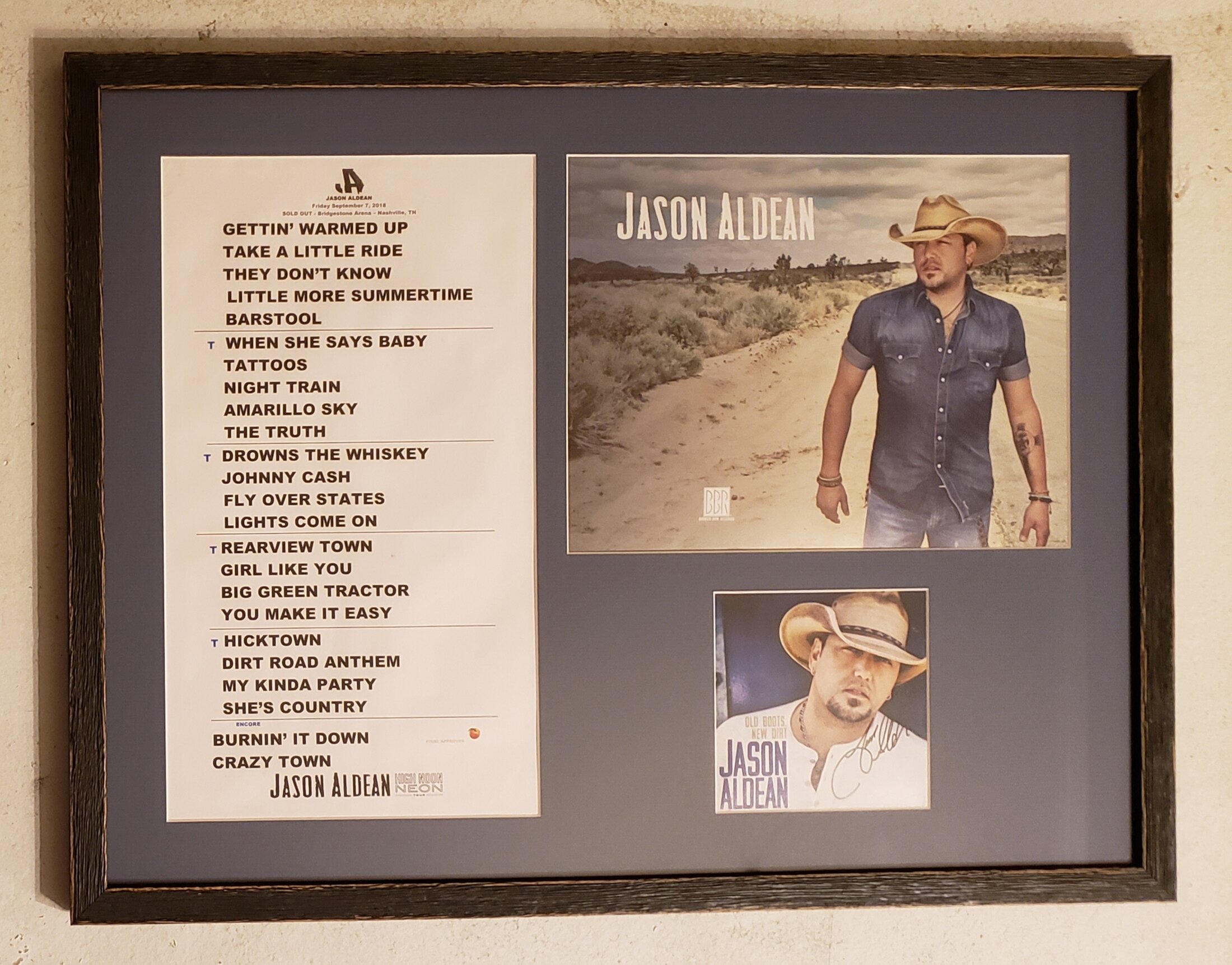 SOLD - Jason Aldean Autographed CD and set list