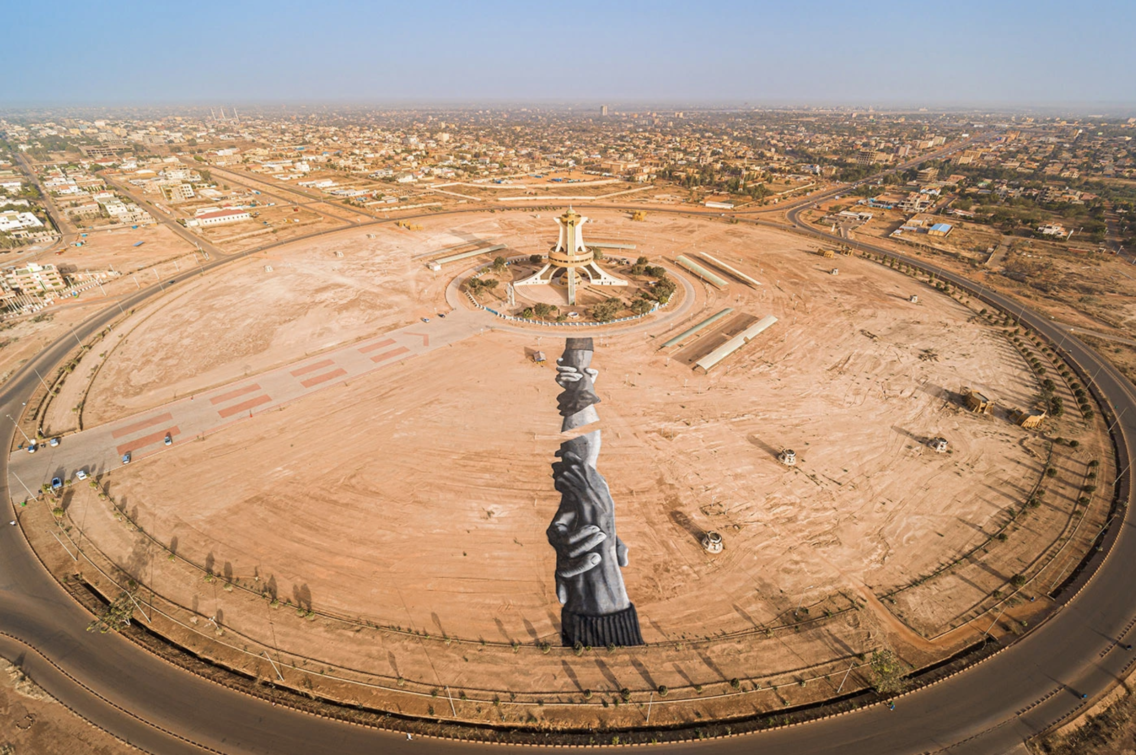 beyond walls - saype - ouagadougou.png