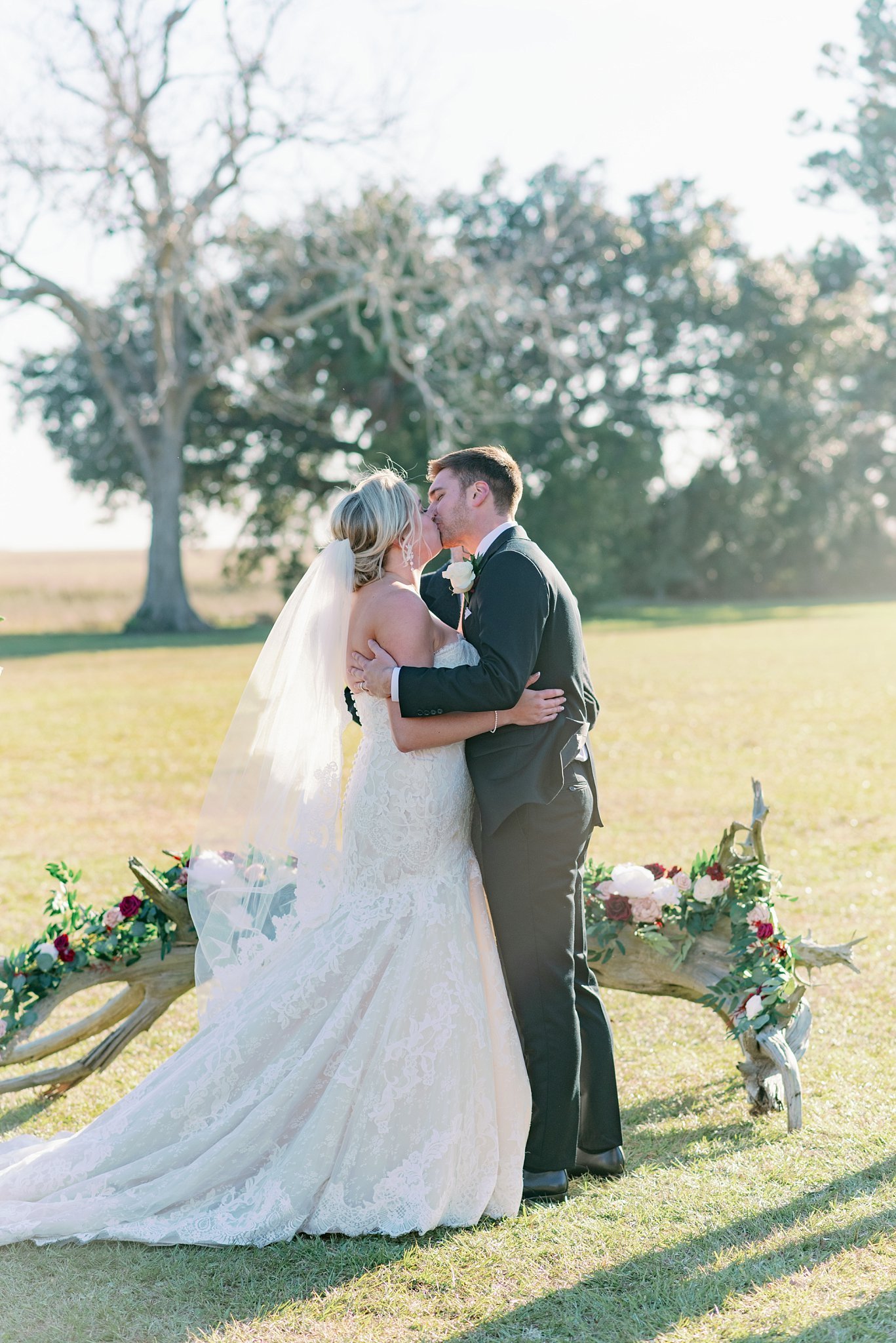 Outdoor wedding in Beaufort South Carolina by the waterfront photographed by a Beaufort wedding photographer.