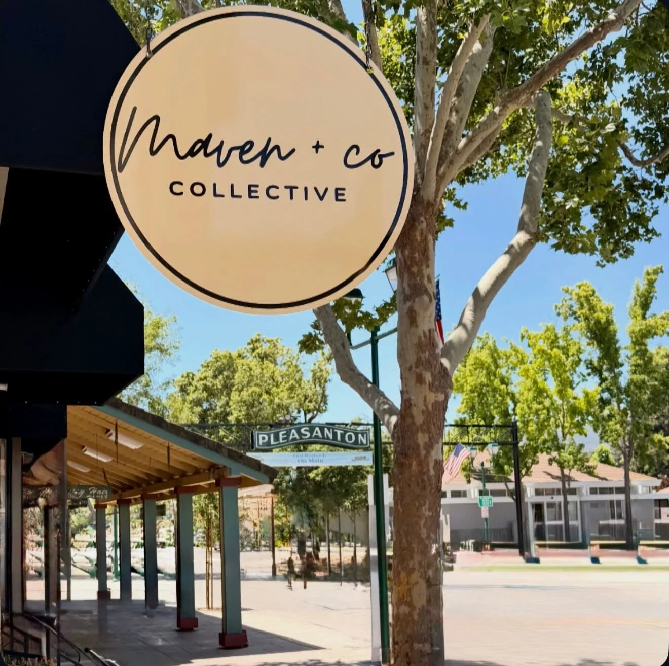A friendly heads-up for our guests this weekend! ✨
 Downtown Pleasanton will be buzzing with excitement as several community events take place throughout Main Street and the surrounding downtown area.  🎶 On Friday, enjoy Concert in the Park at Lions