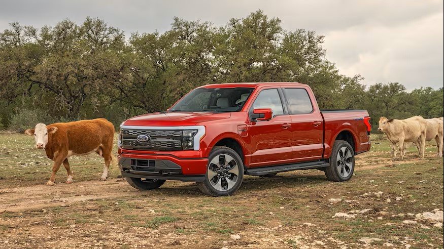 2022-Ford-F150-Lightning.jpg